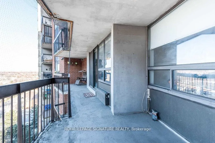 50 Mississauga Valley Boulevard, #1115