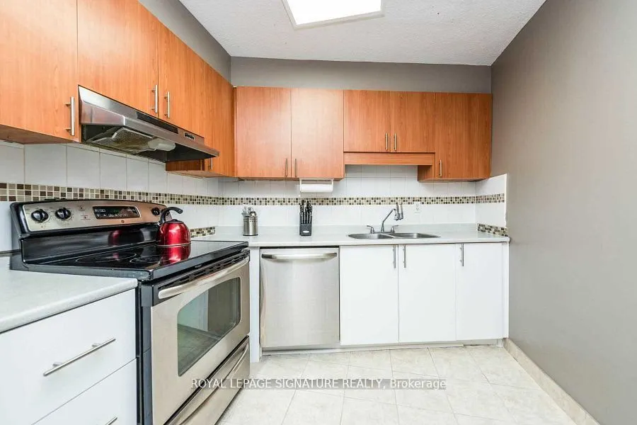 50 Mississauga Valley Boulevard, #1115