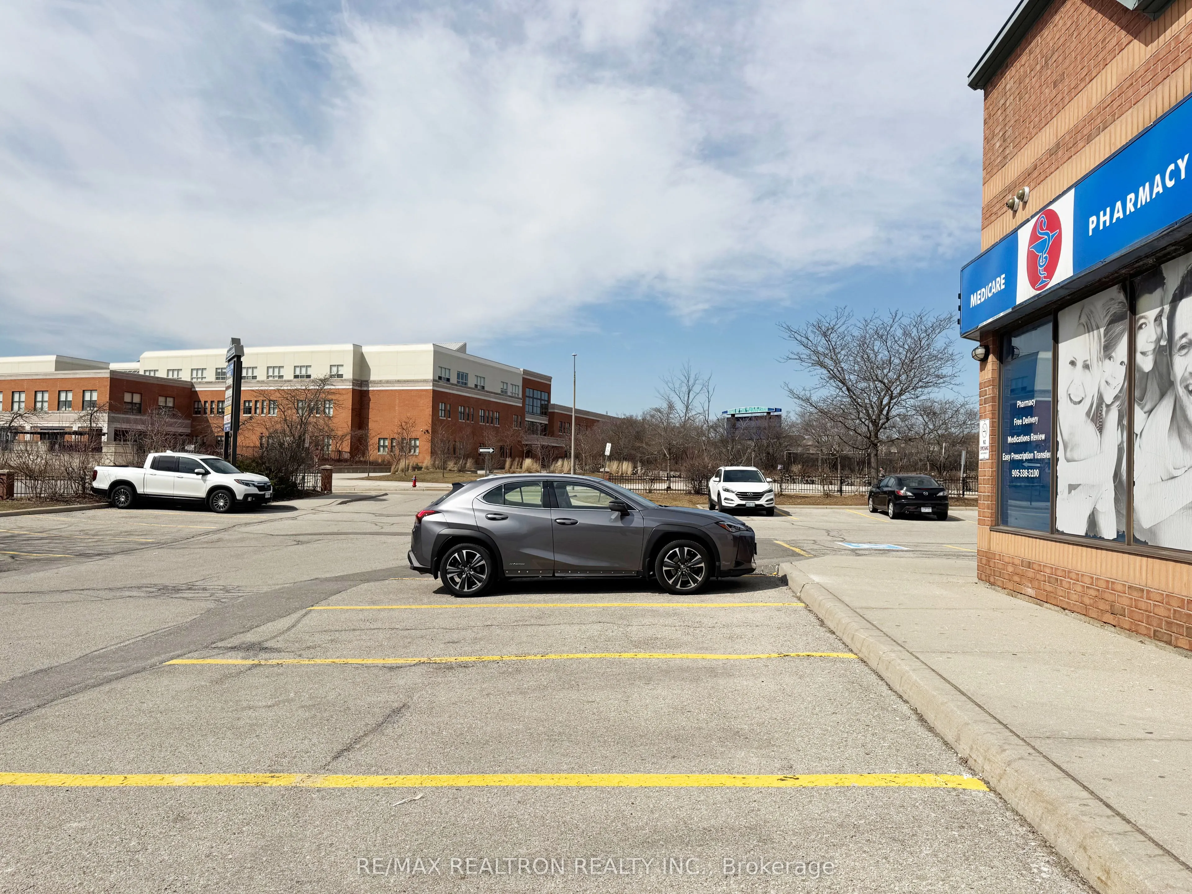 2165 Grosvenor Street, #3B