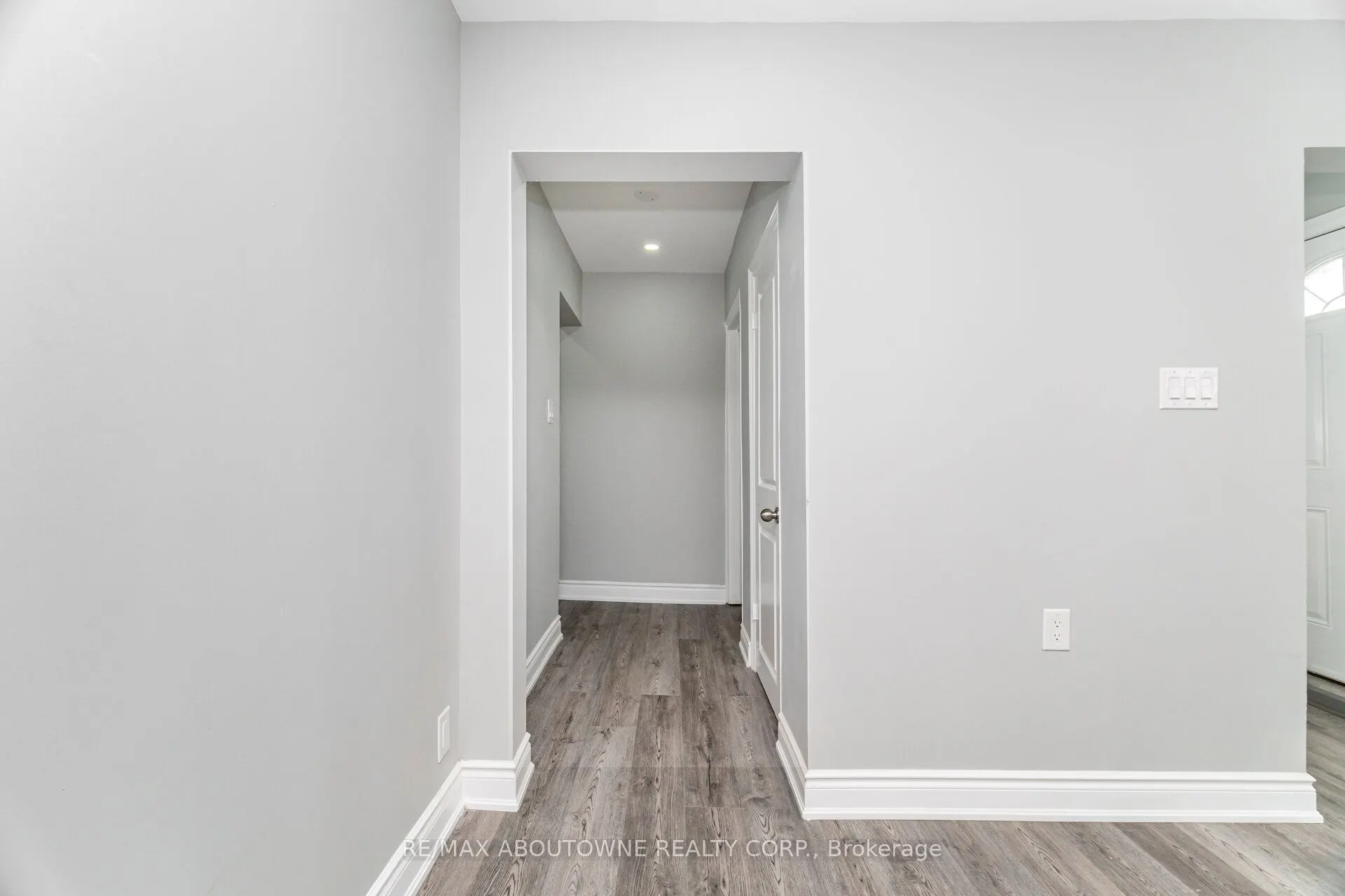 2077 Leighland Road