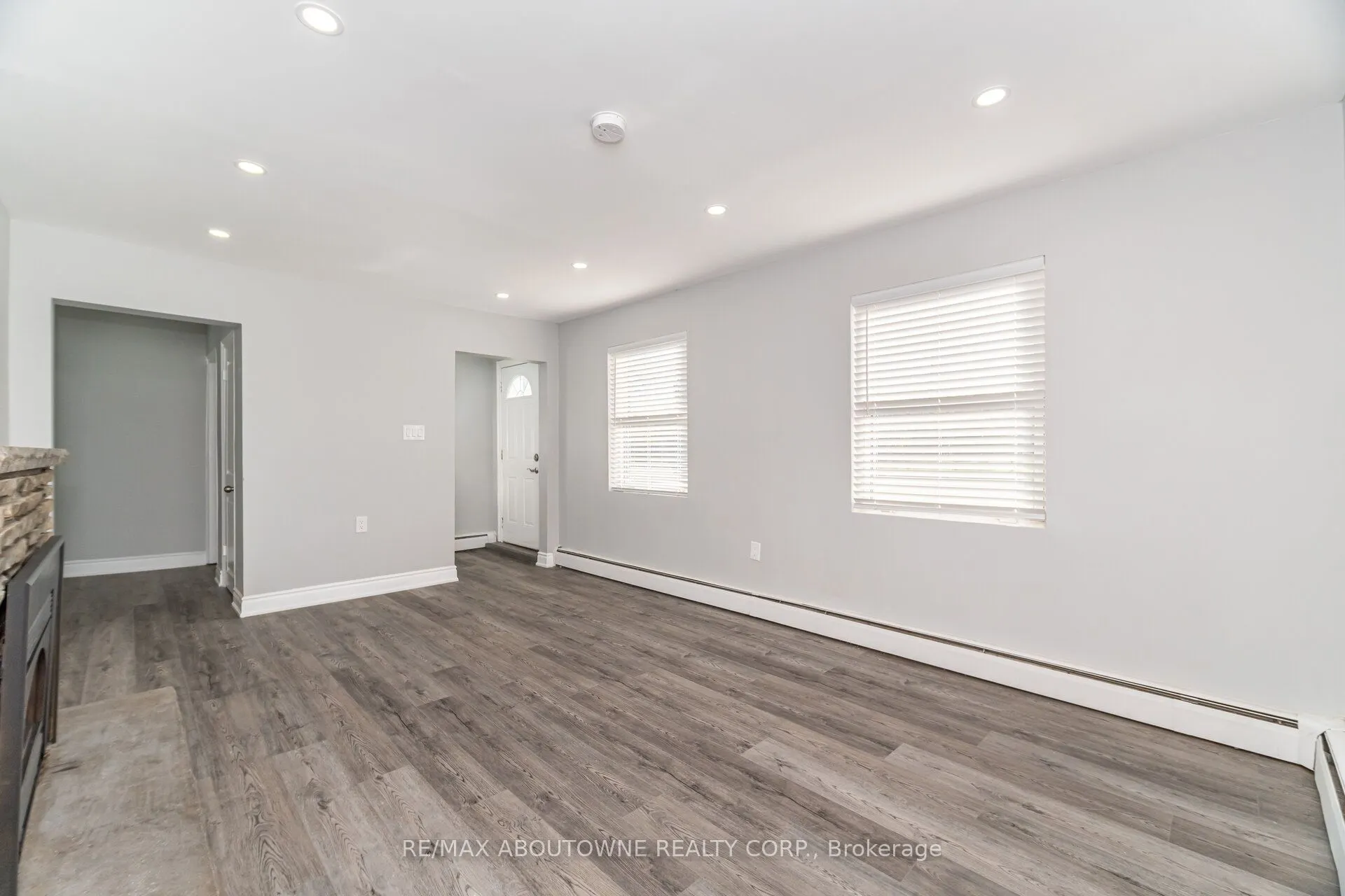 2077 Leighland Road