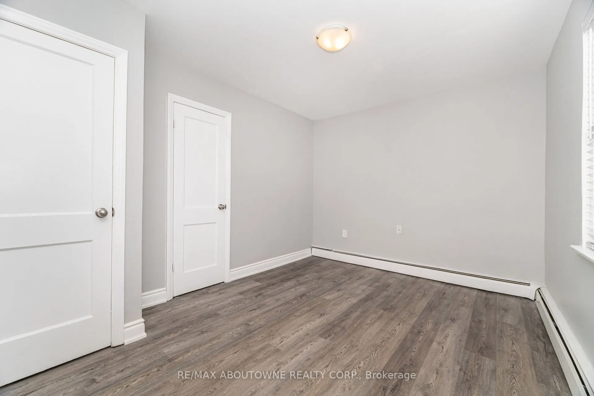 2077 Leighland Road