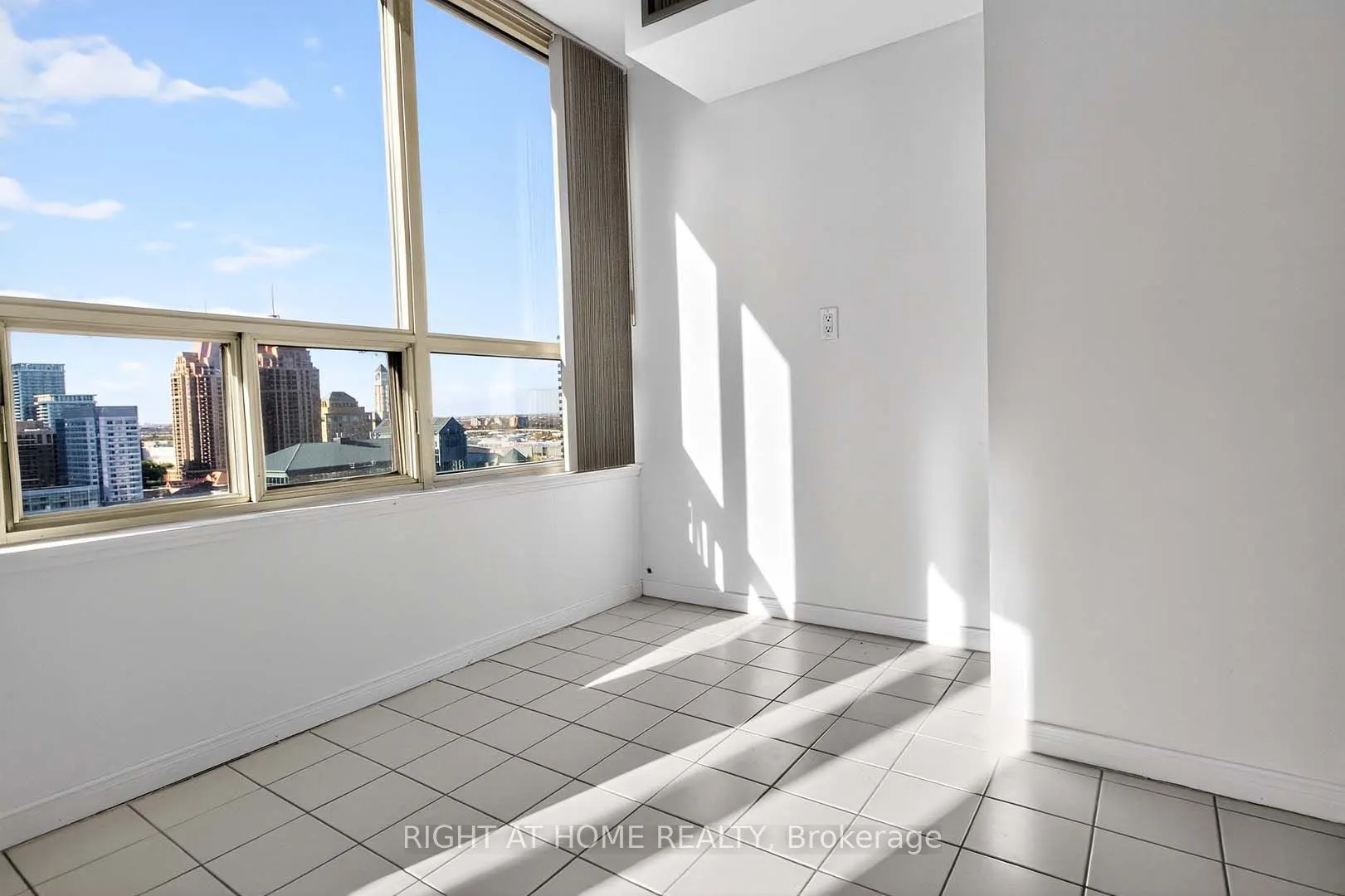 400 Webb Drive, #2204