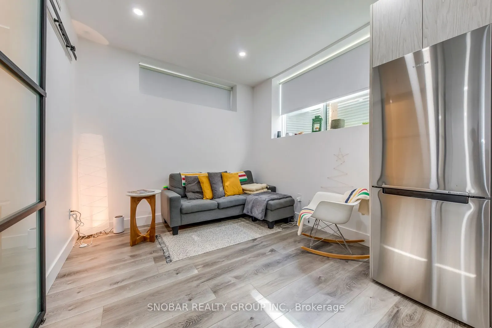 19 Hatfield (Lower #3) Crescent
