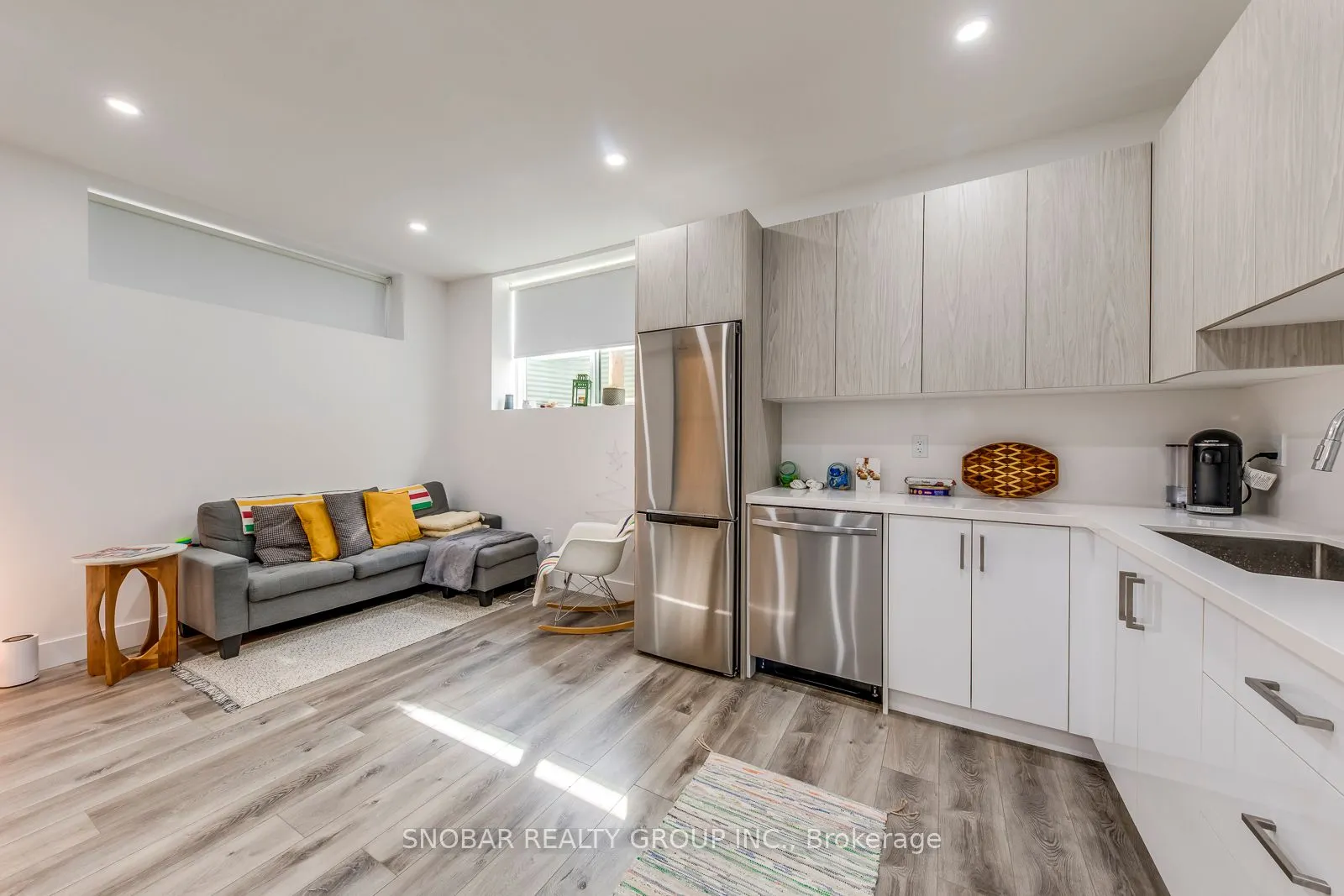 19 Hatfield (Lower #3) Crescent