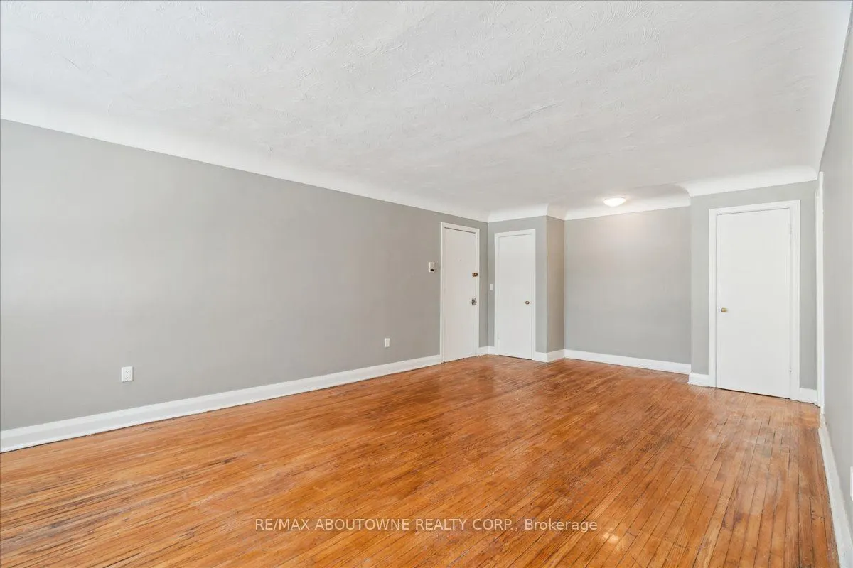 145 North Service Road E, #2