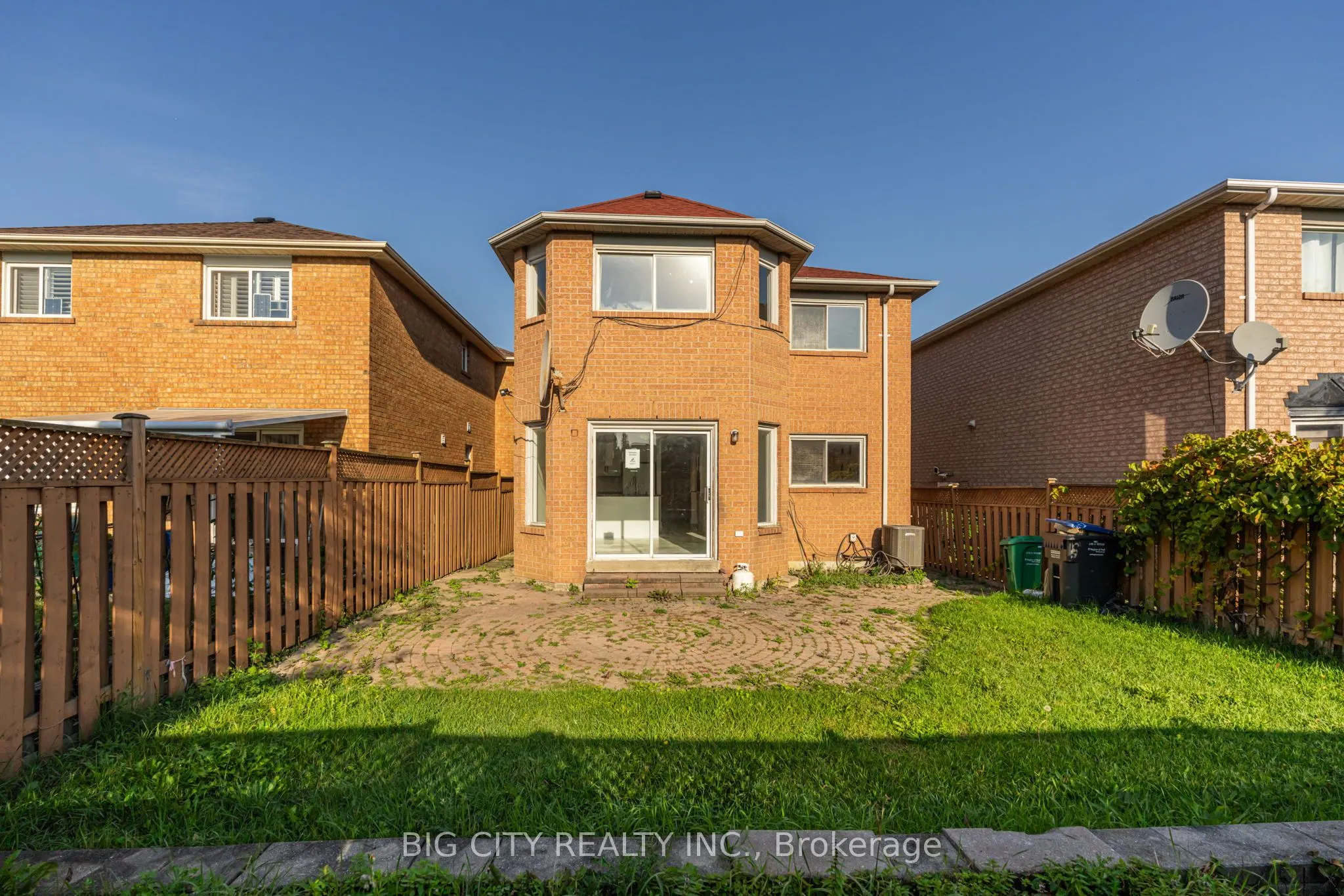 828 Cardington Street