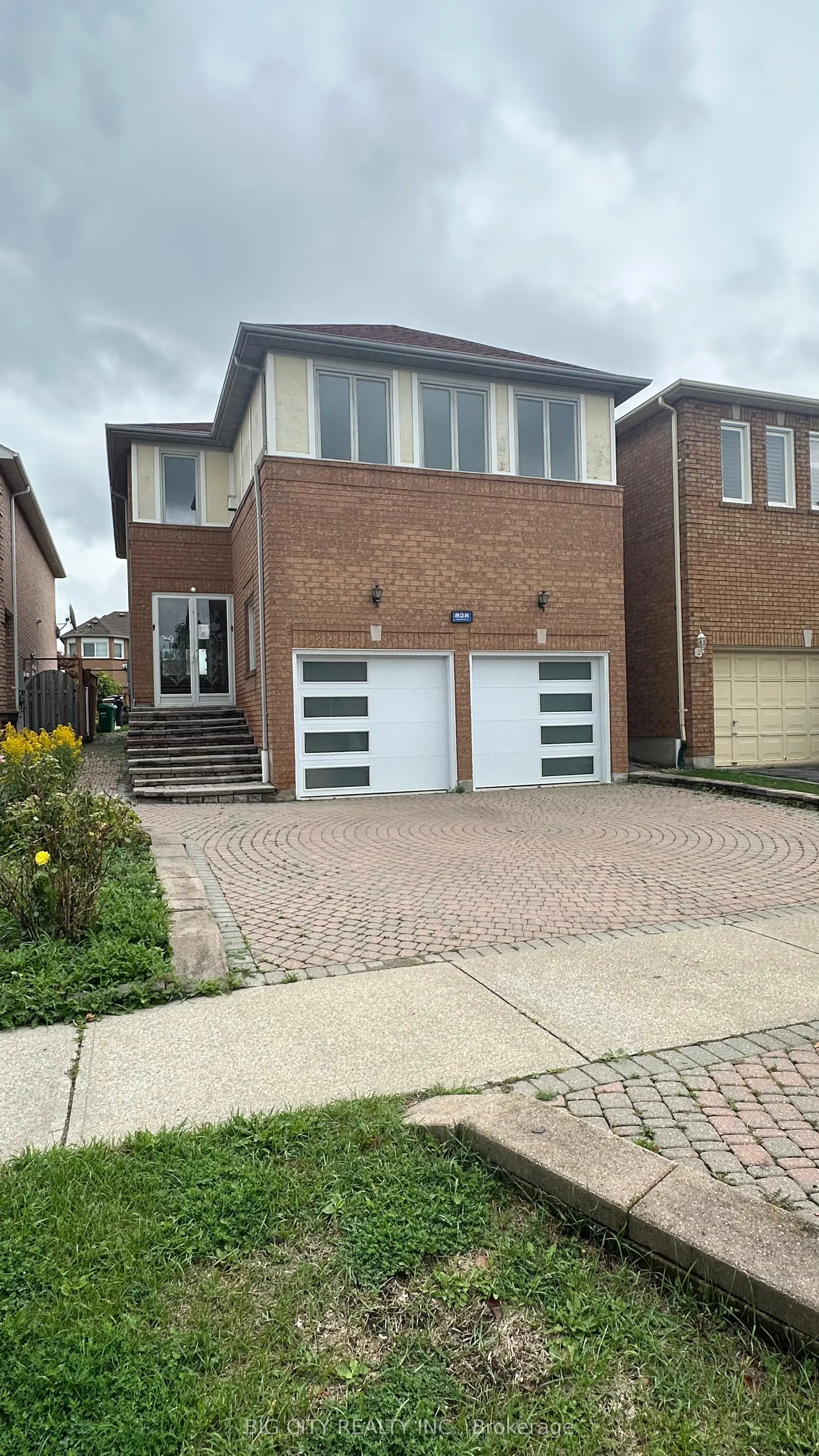 828 Cardington Street