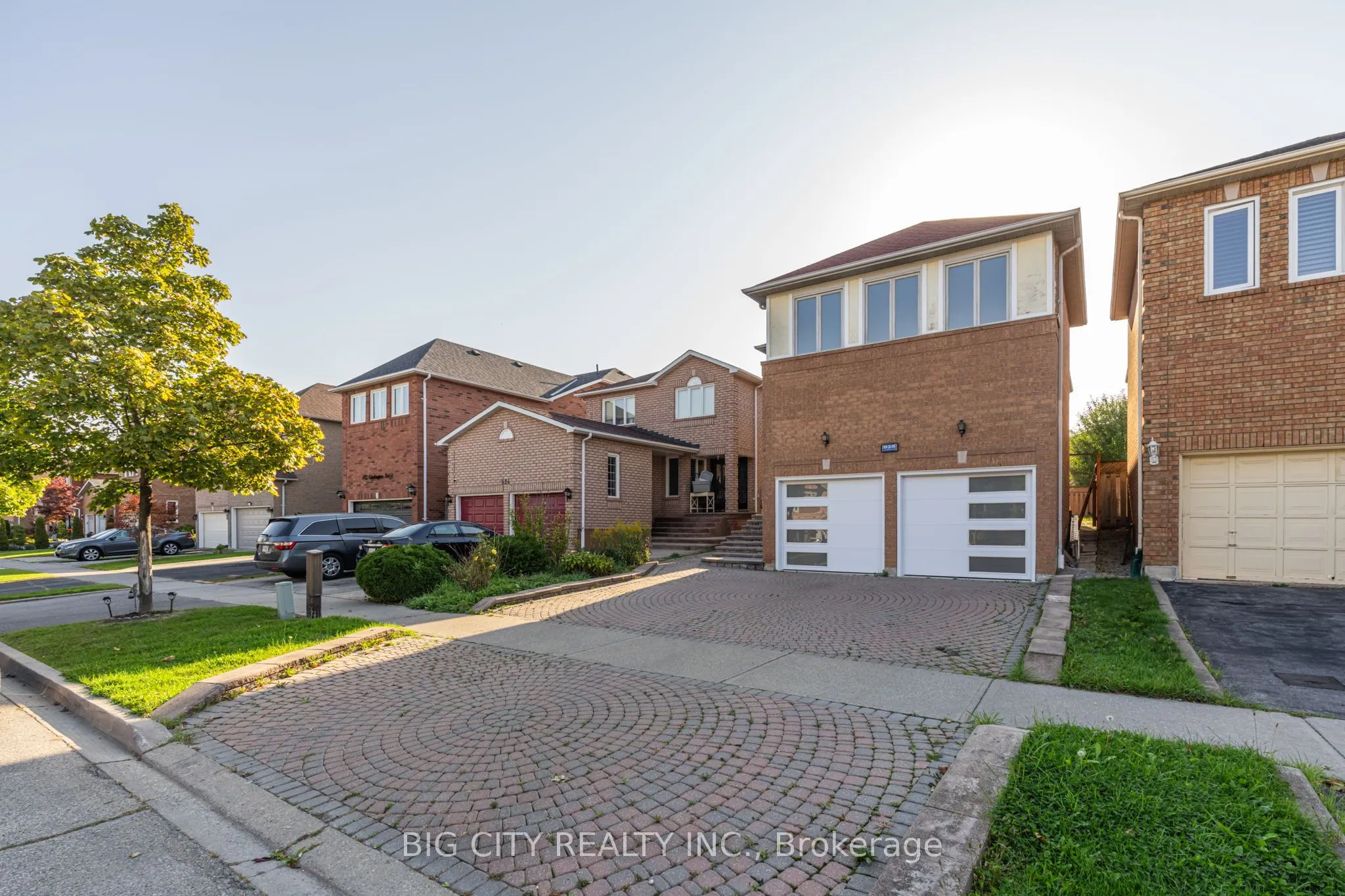 828 Cardington Street