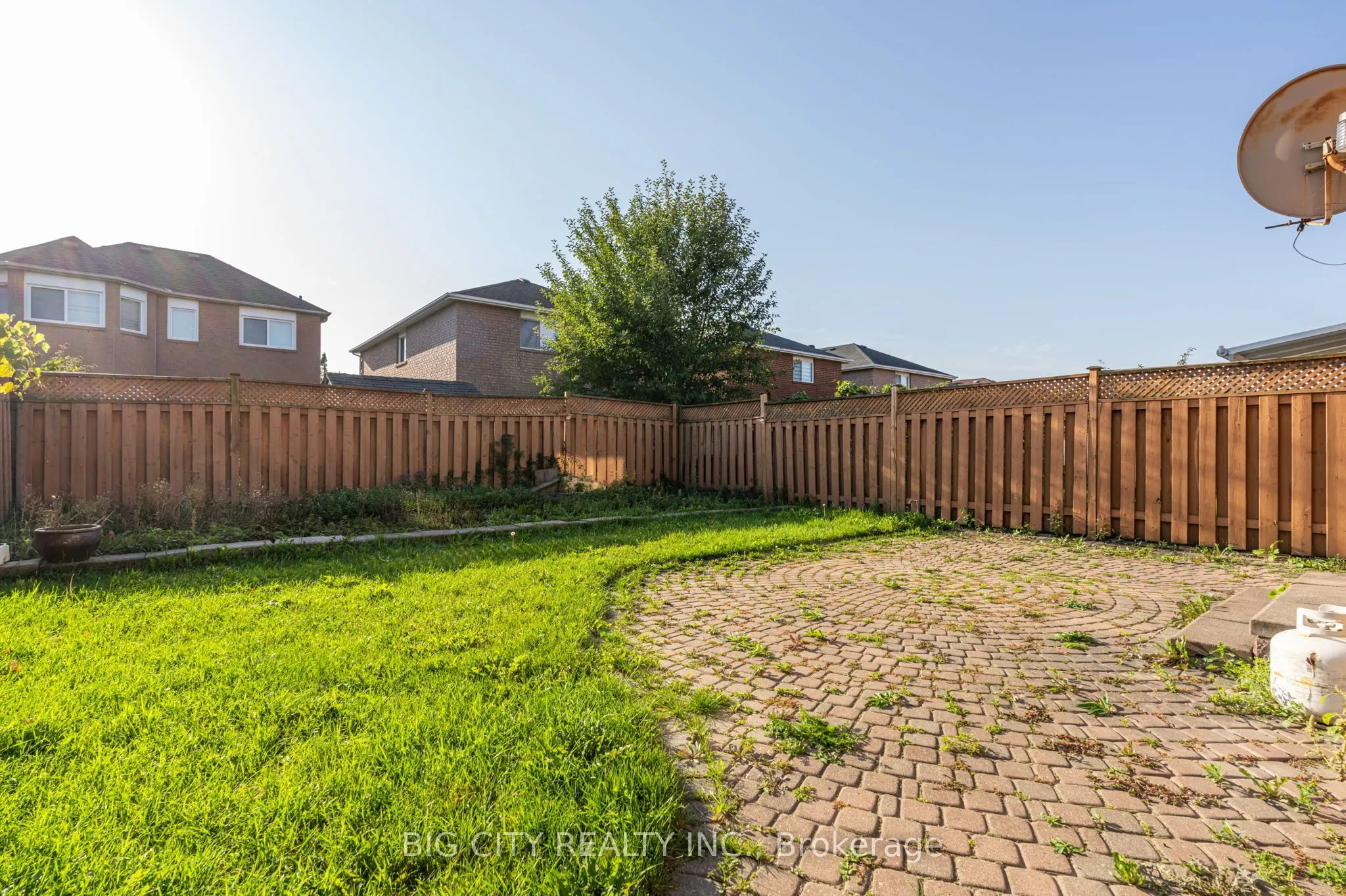 828 Cardington Street
