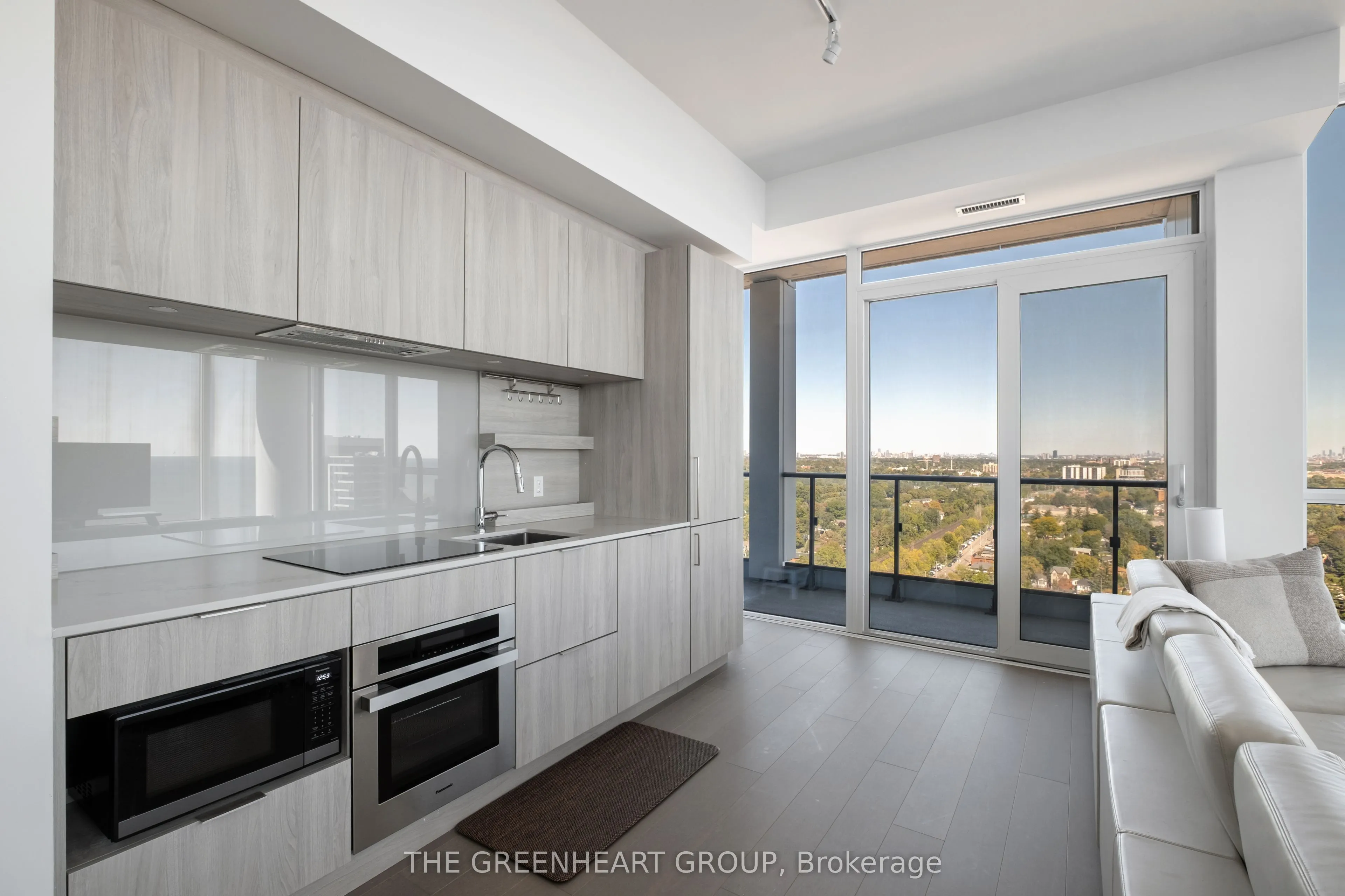 28 Ann Street, #2102