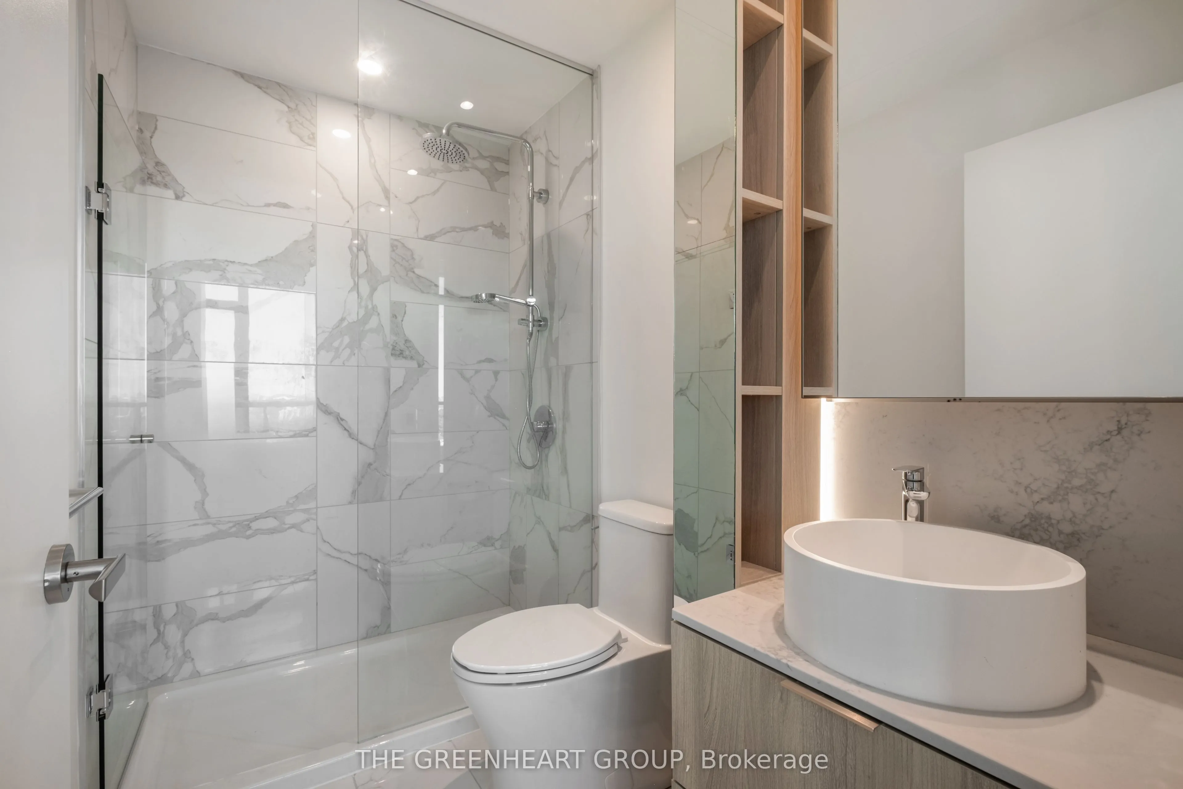 28 Ann Street, #2102