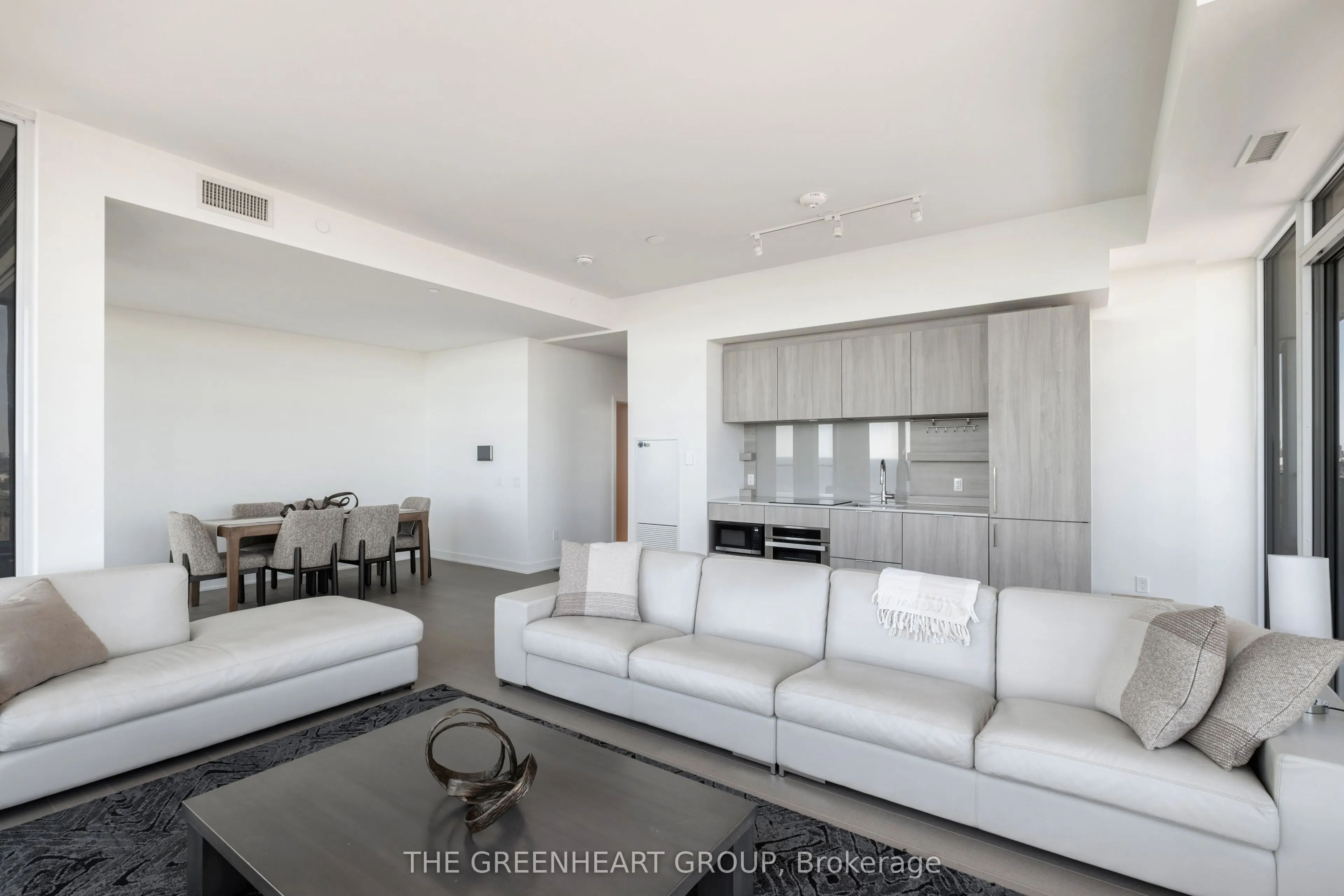 28 Ann Street, #2102