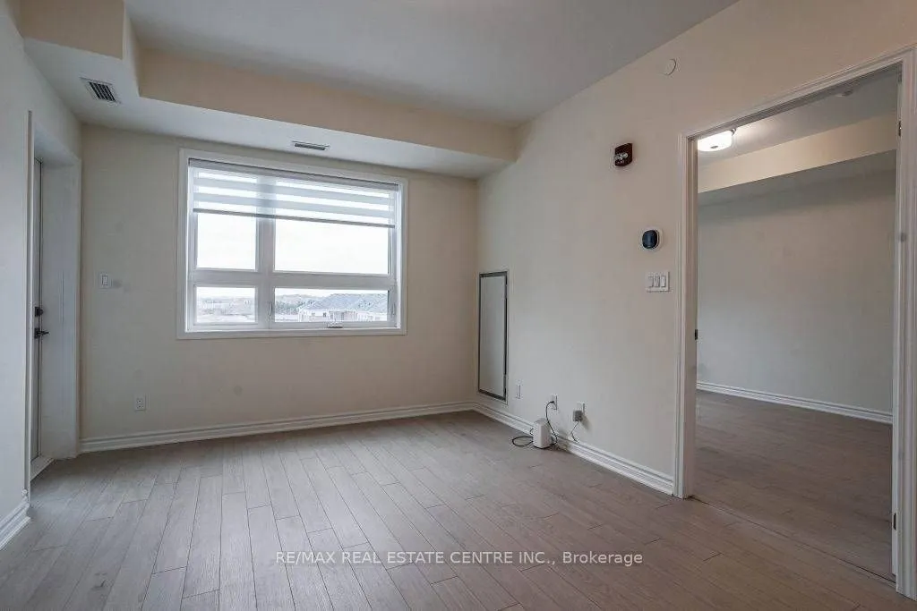 200 Lagerfeld Drive, #402