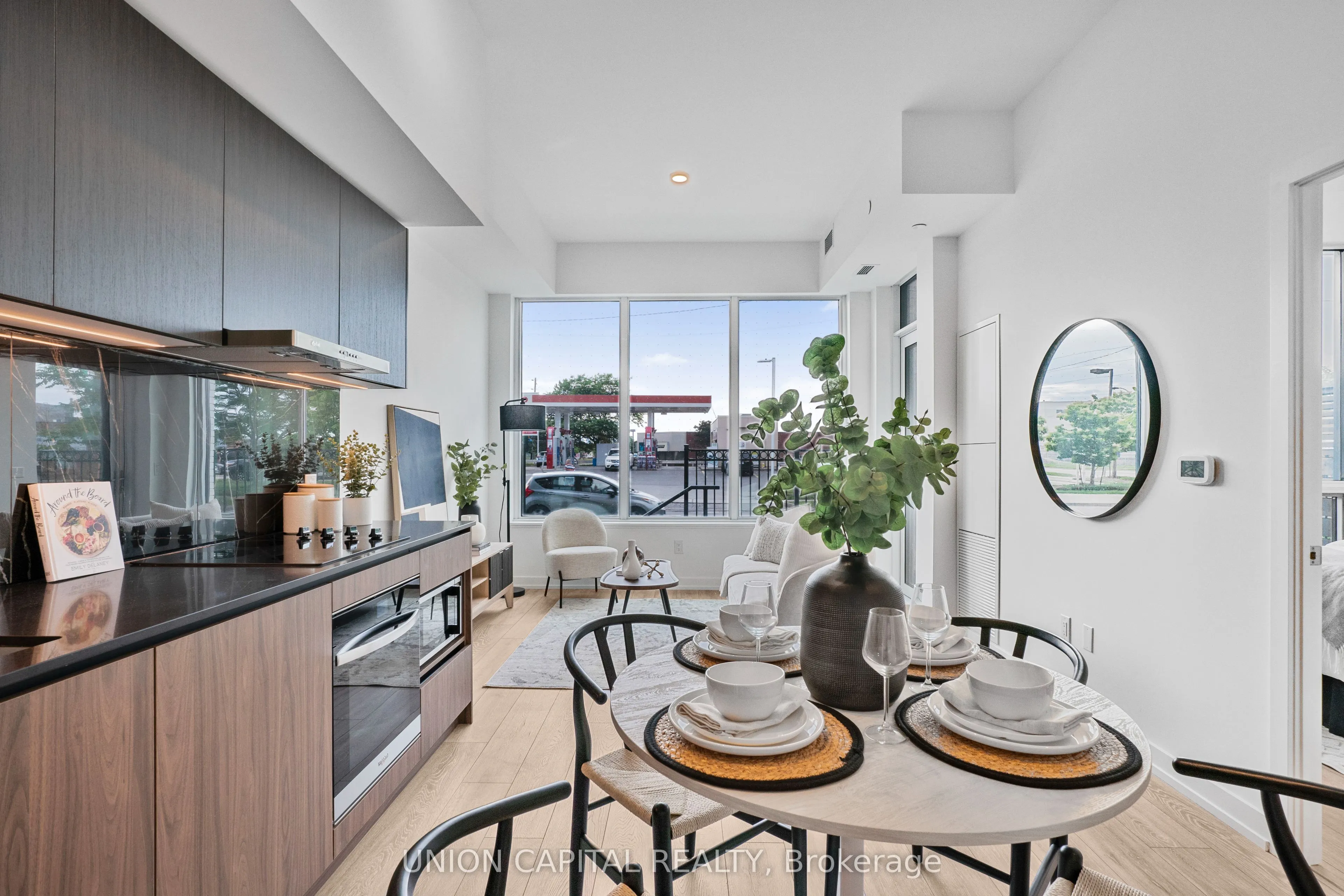 1100 Sheppard Avenue W, #121