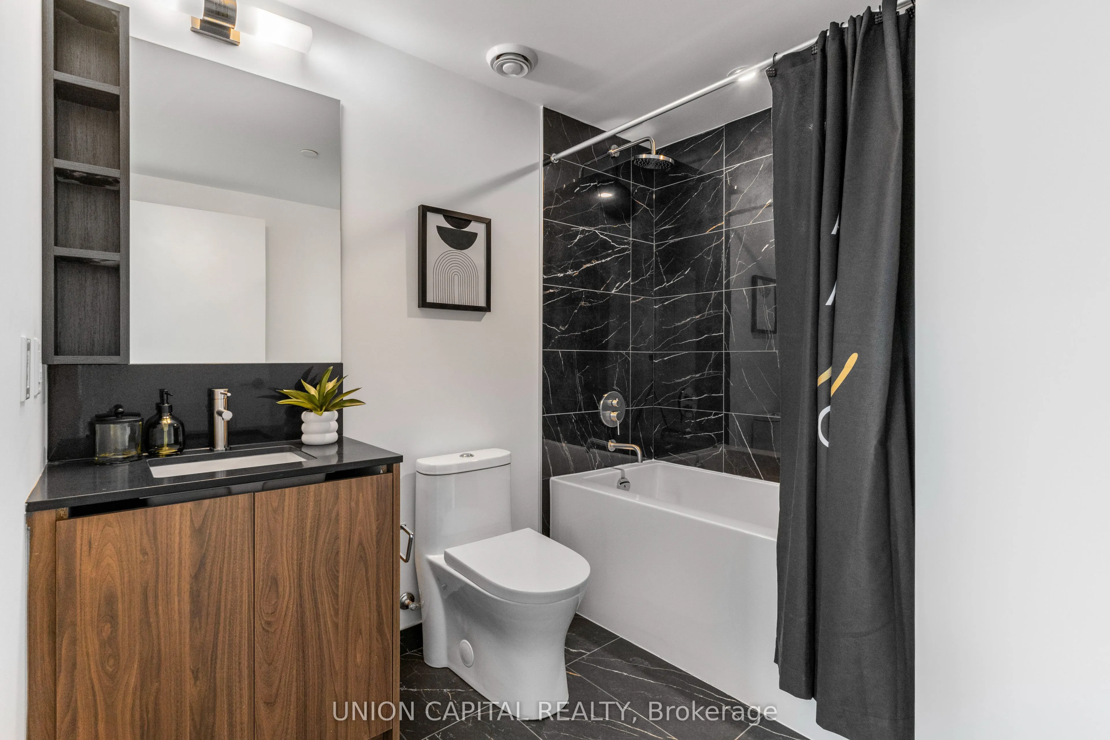 1100 Sheppard Avenue W, #121
