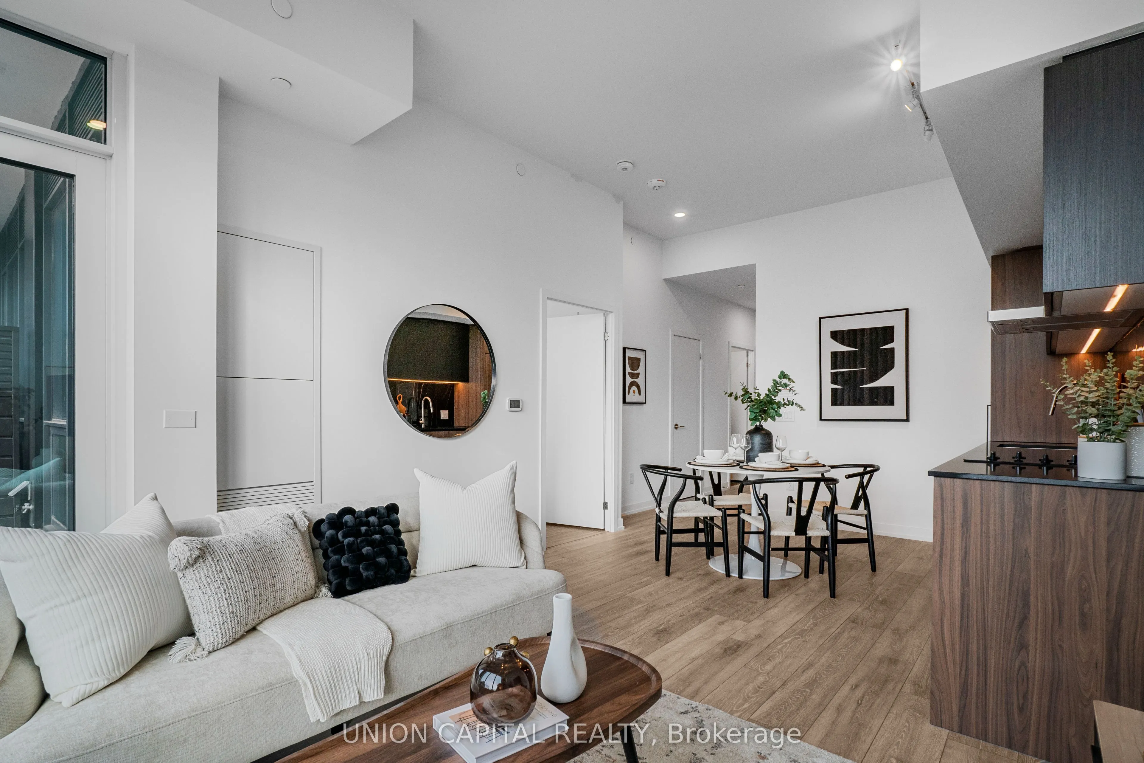 1100 Sheppard Avenue W, #121