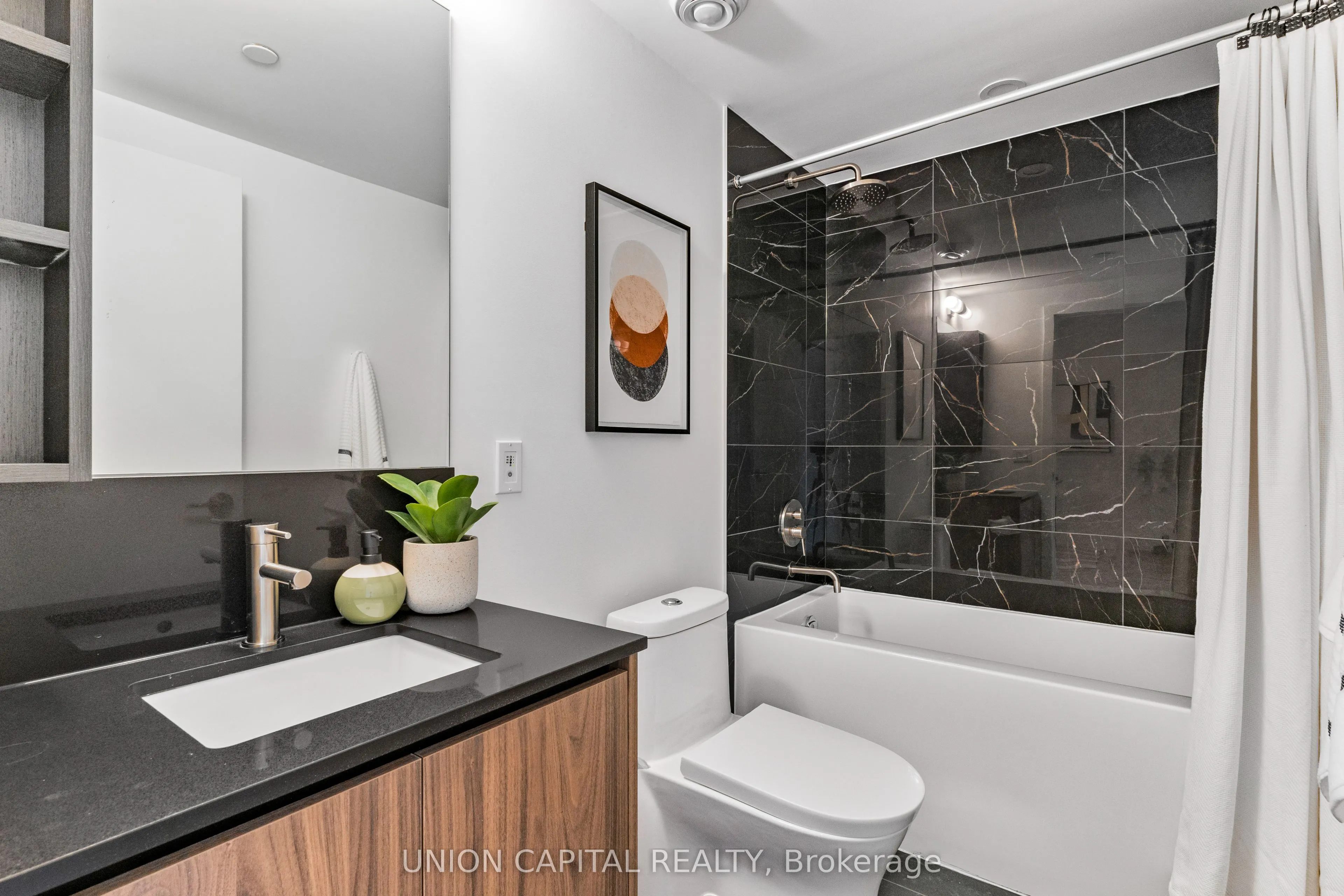 1100 Sheppard Avenue W, #121