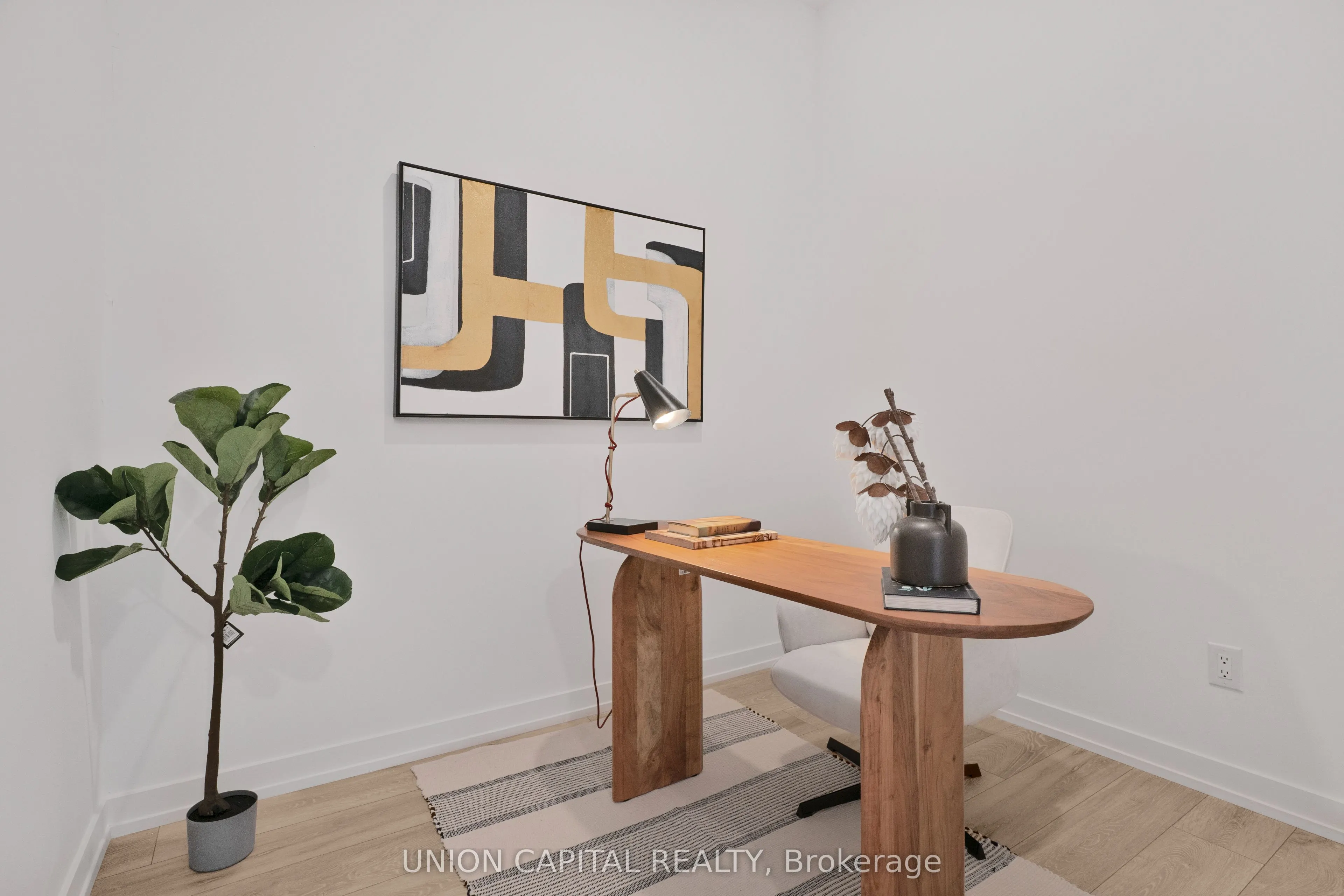 1100 Sheppard Avenue W, #121