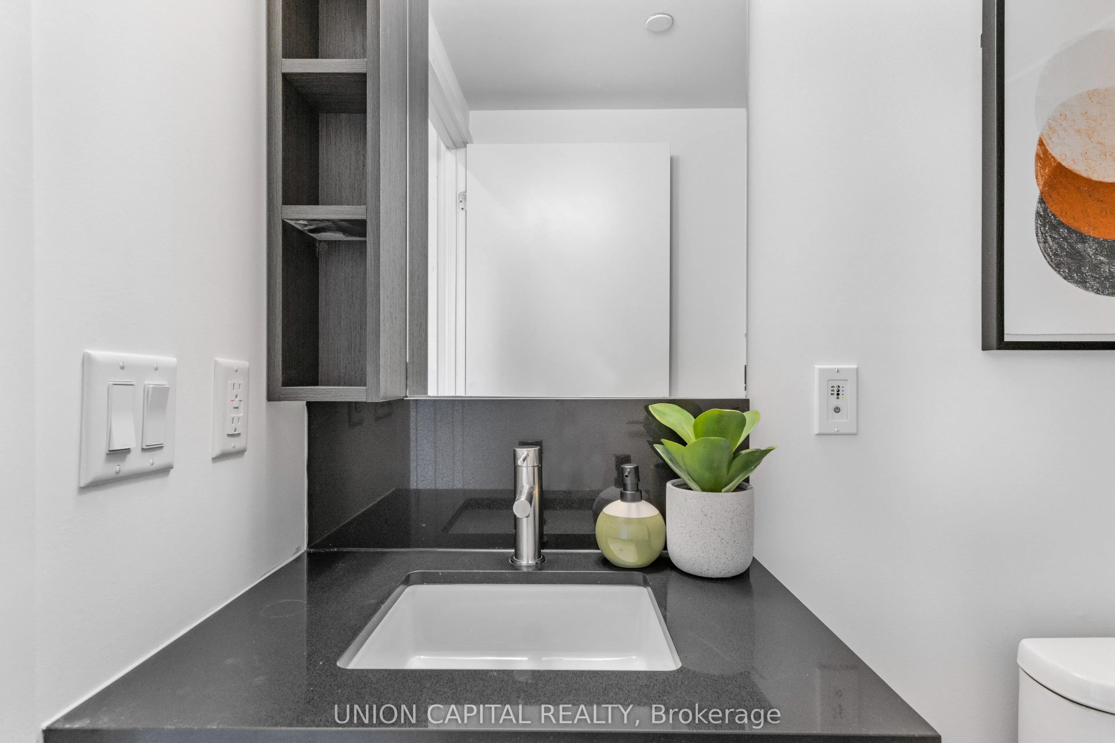 1100 Sheppard Avenue W, #121