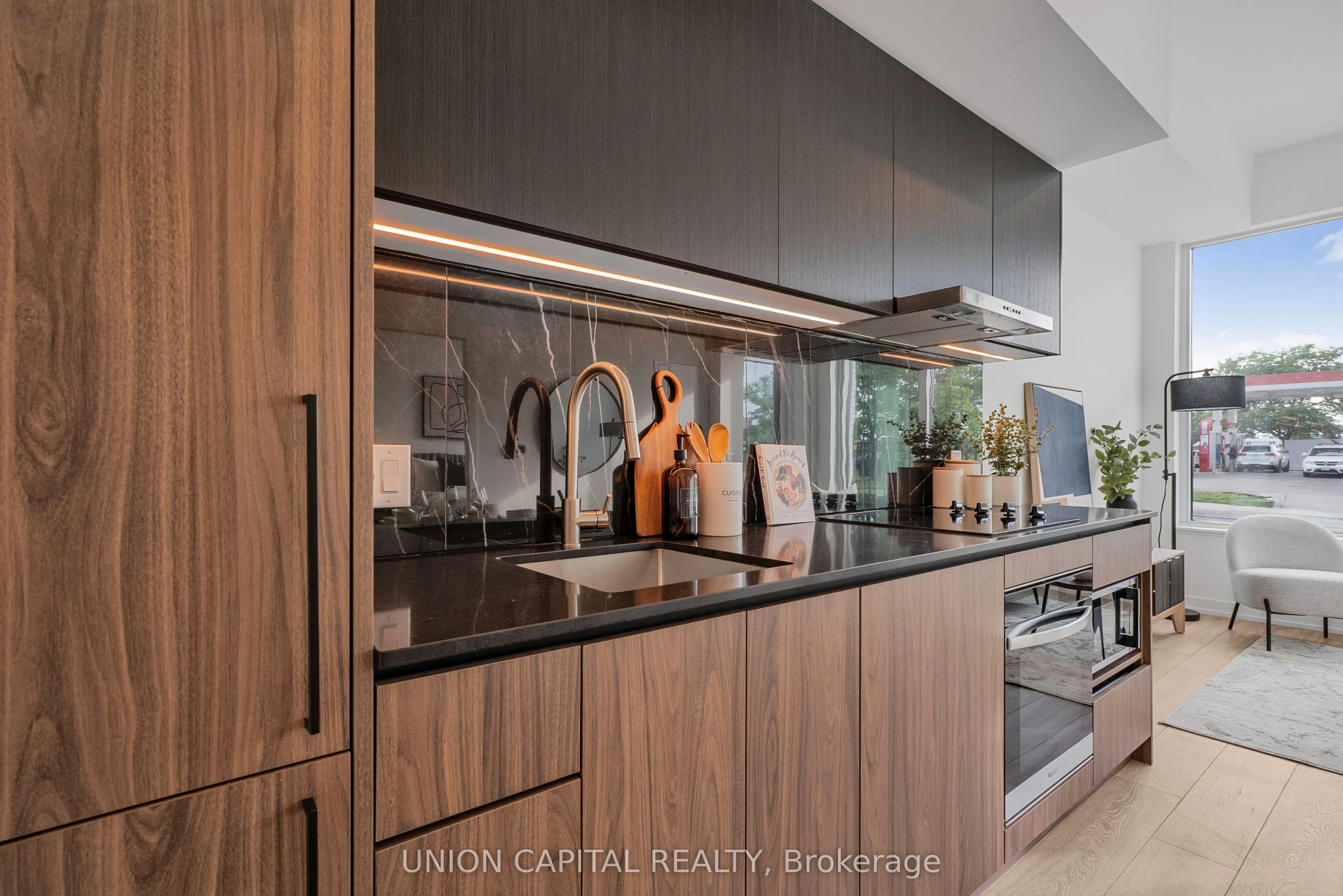 1100 Sheppard Avenue W, #121
