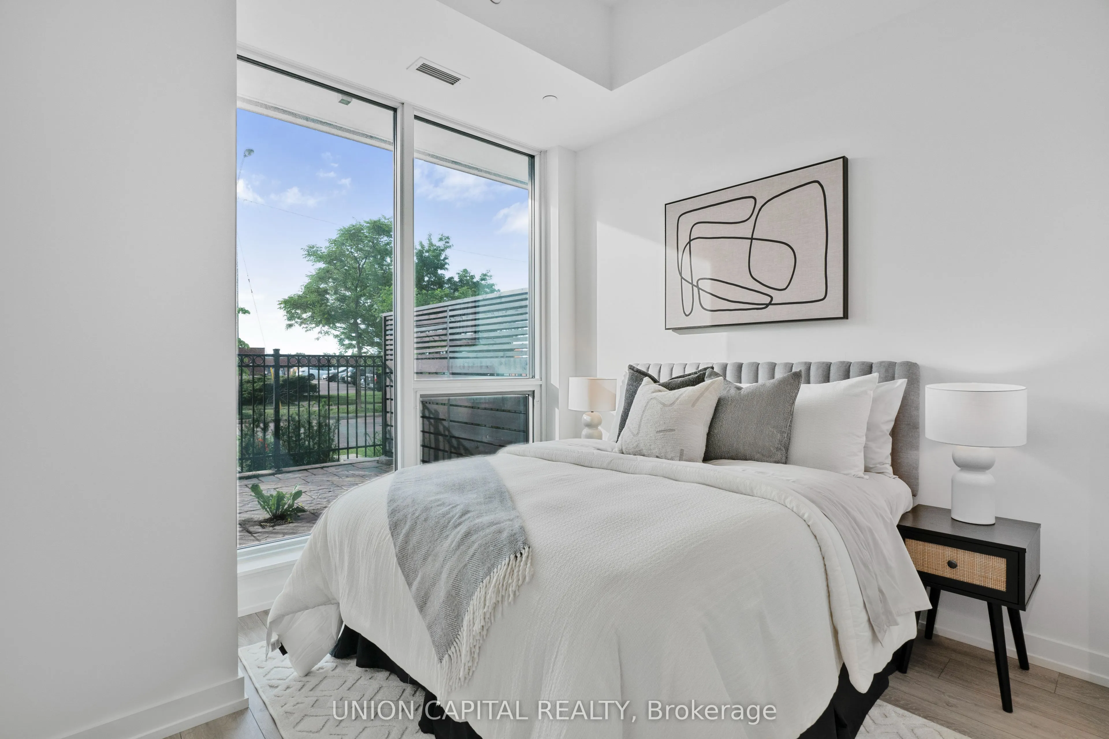 1100 Sheppard Avenue W, #121