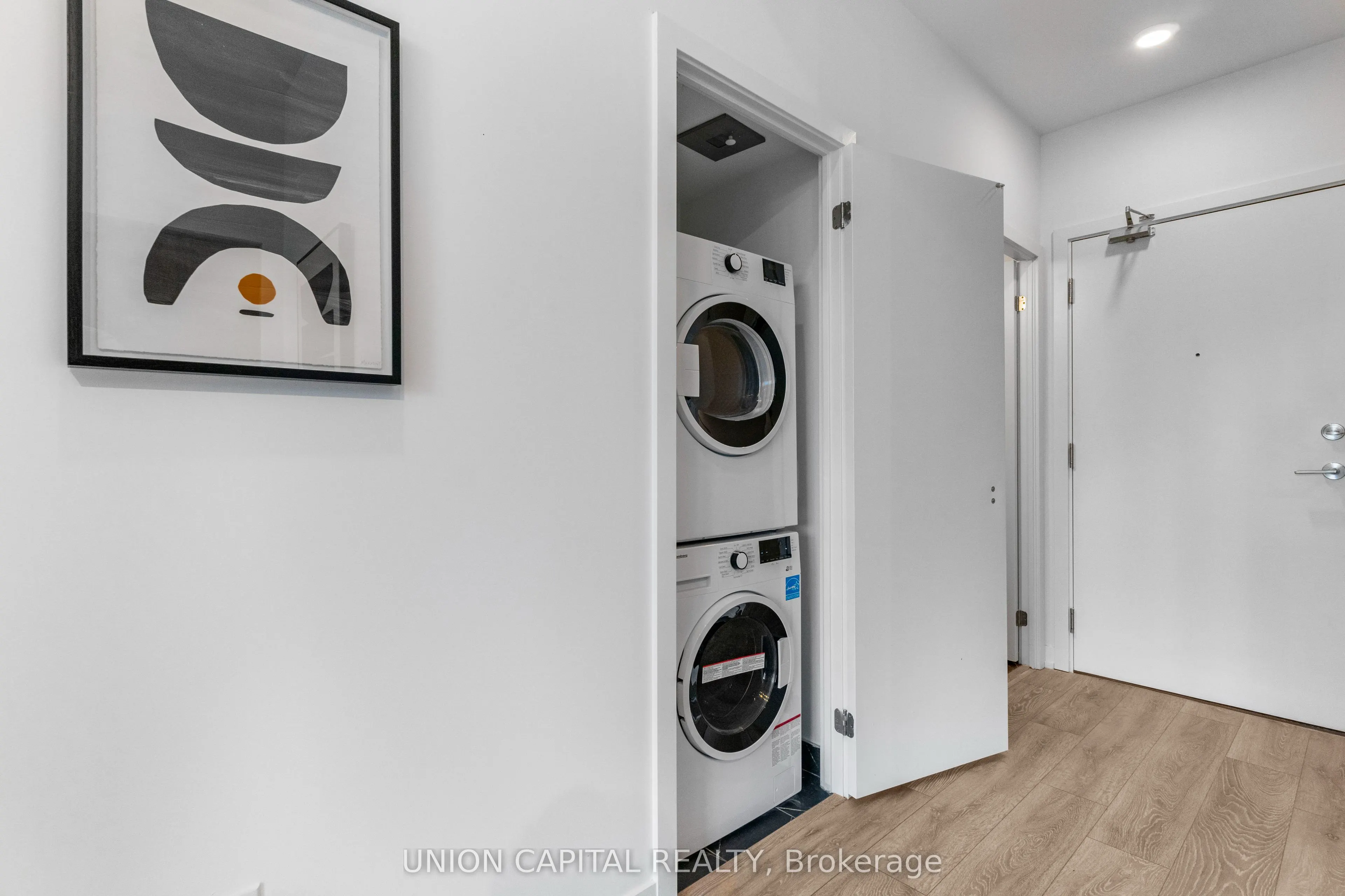 1100 Sheppard Avenue W, #121
