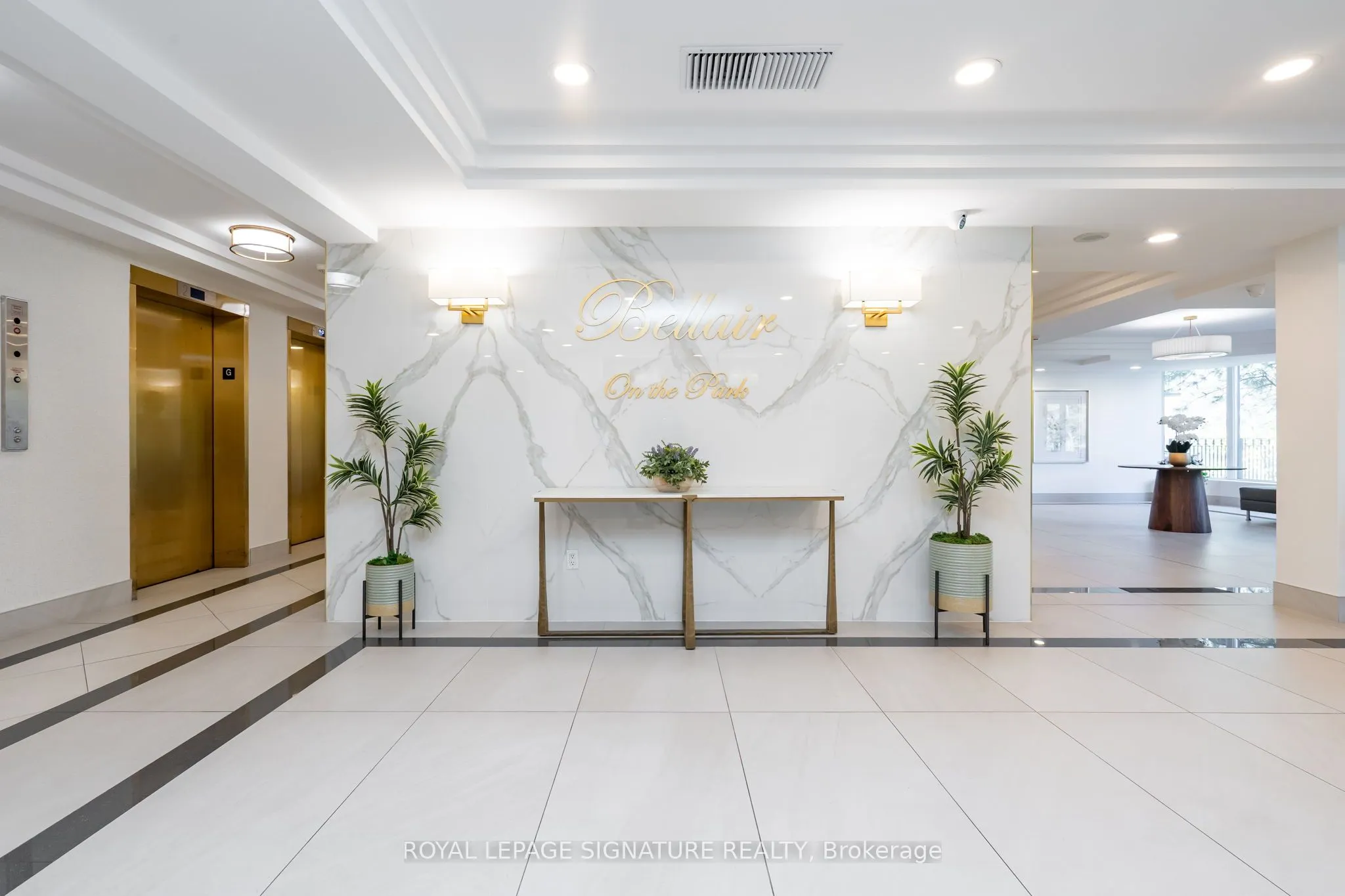 22 Hanover Road, #407