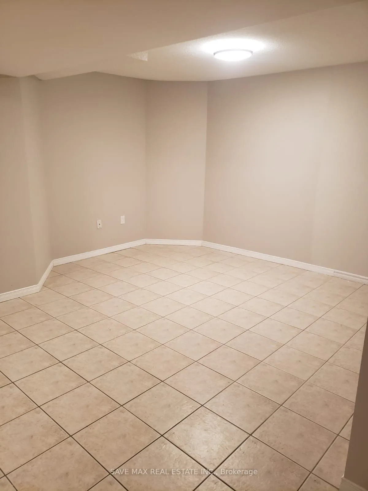 4 Ivory Tusk Court