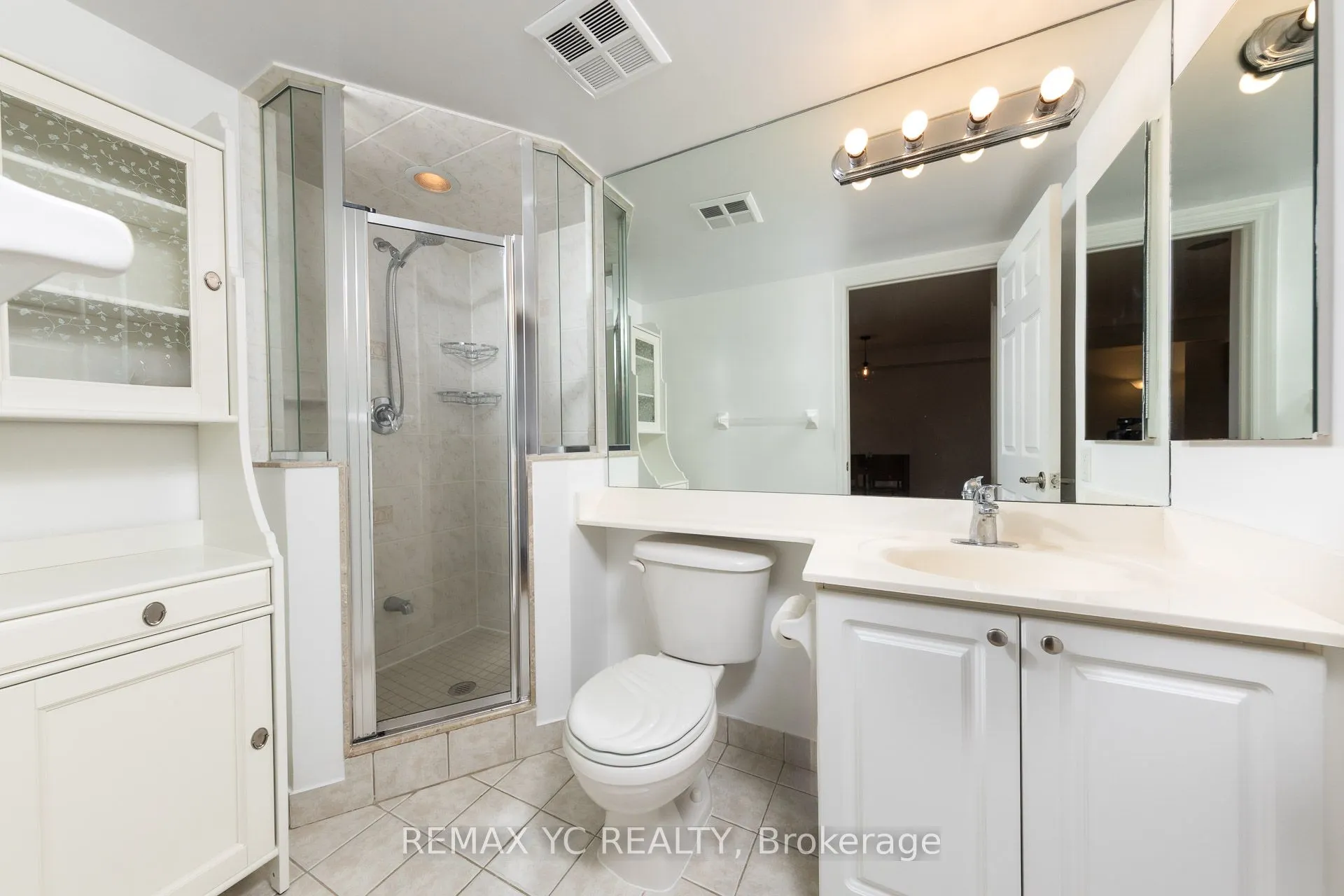 5229 Dundas Street W, #1604
