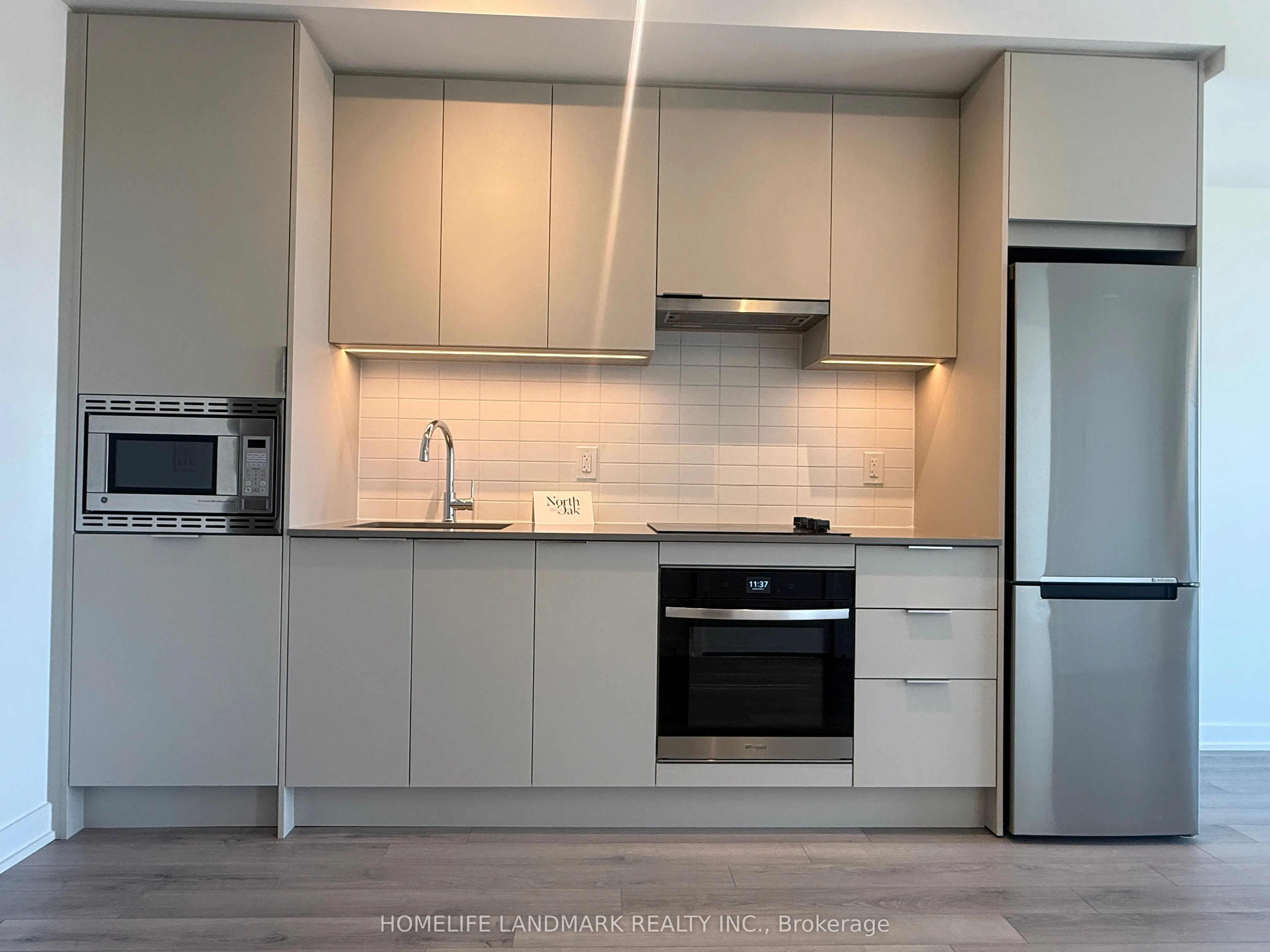 3079 Trafalgar Road, #1906