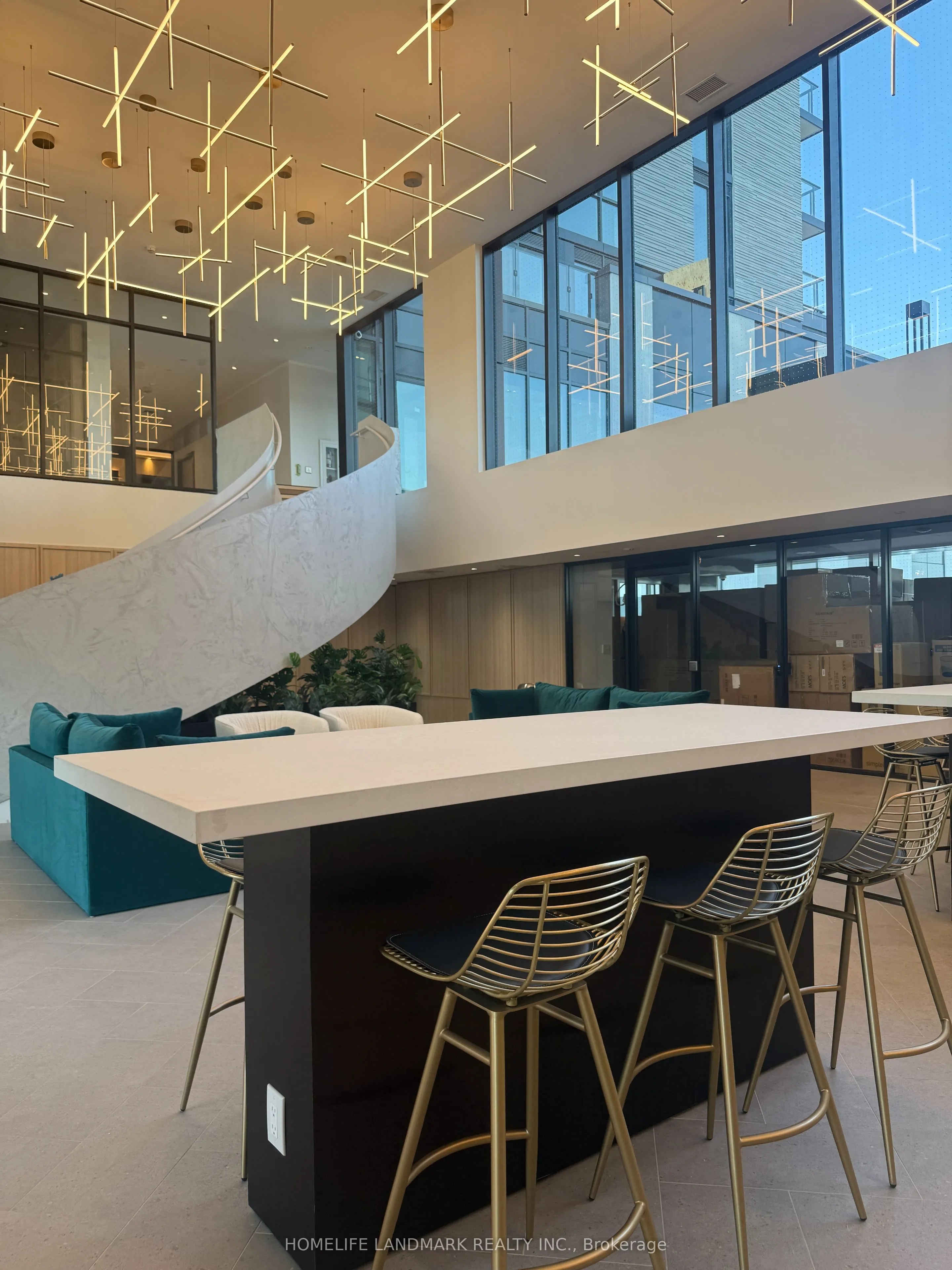 3079 Trafalgar Road, #1906