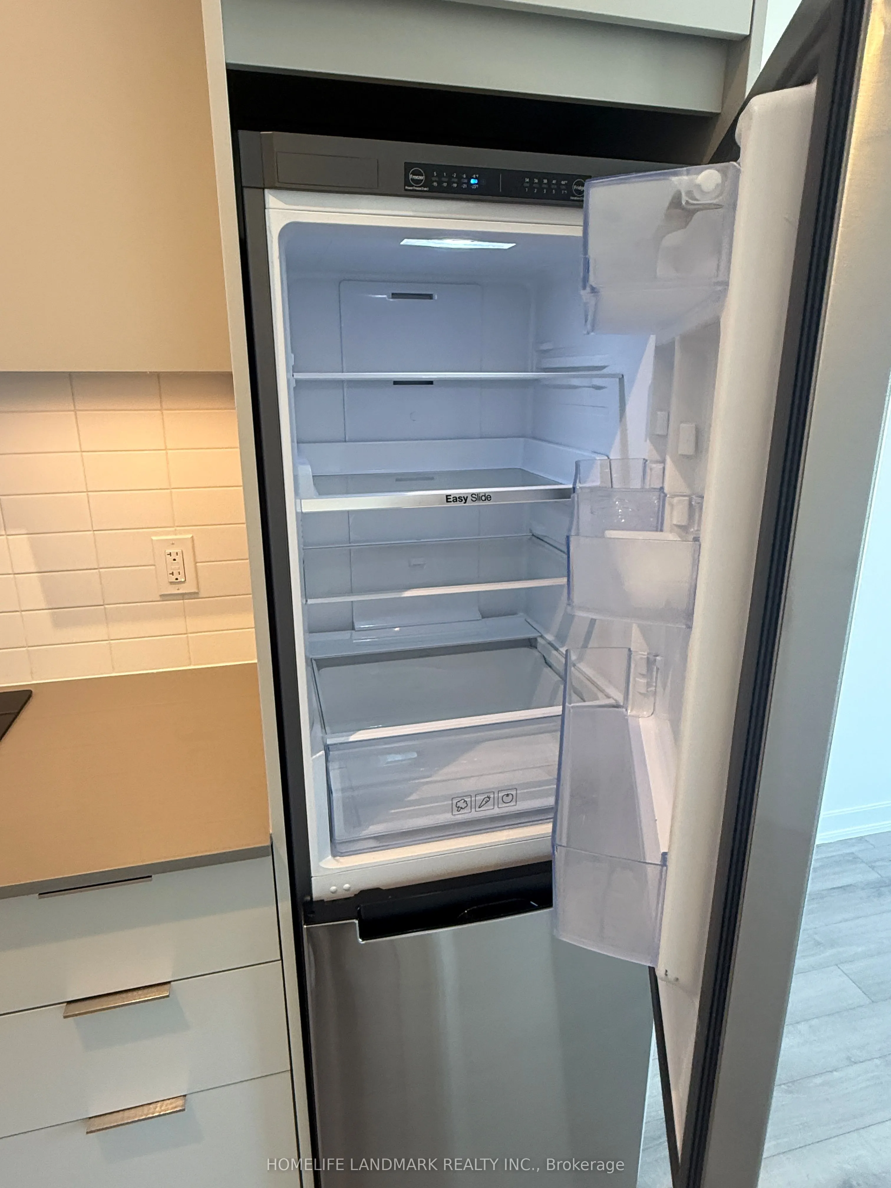 3079 Trafalgar Road, #1906