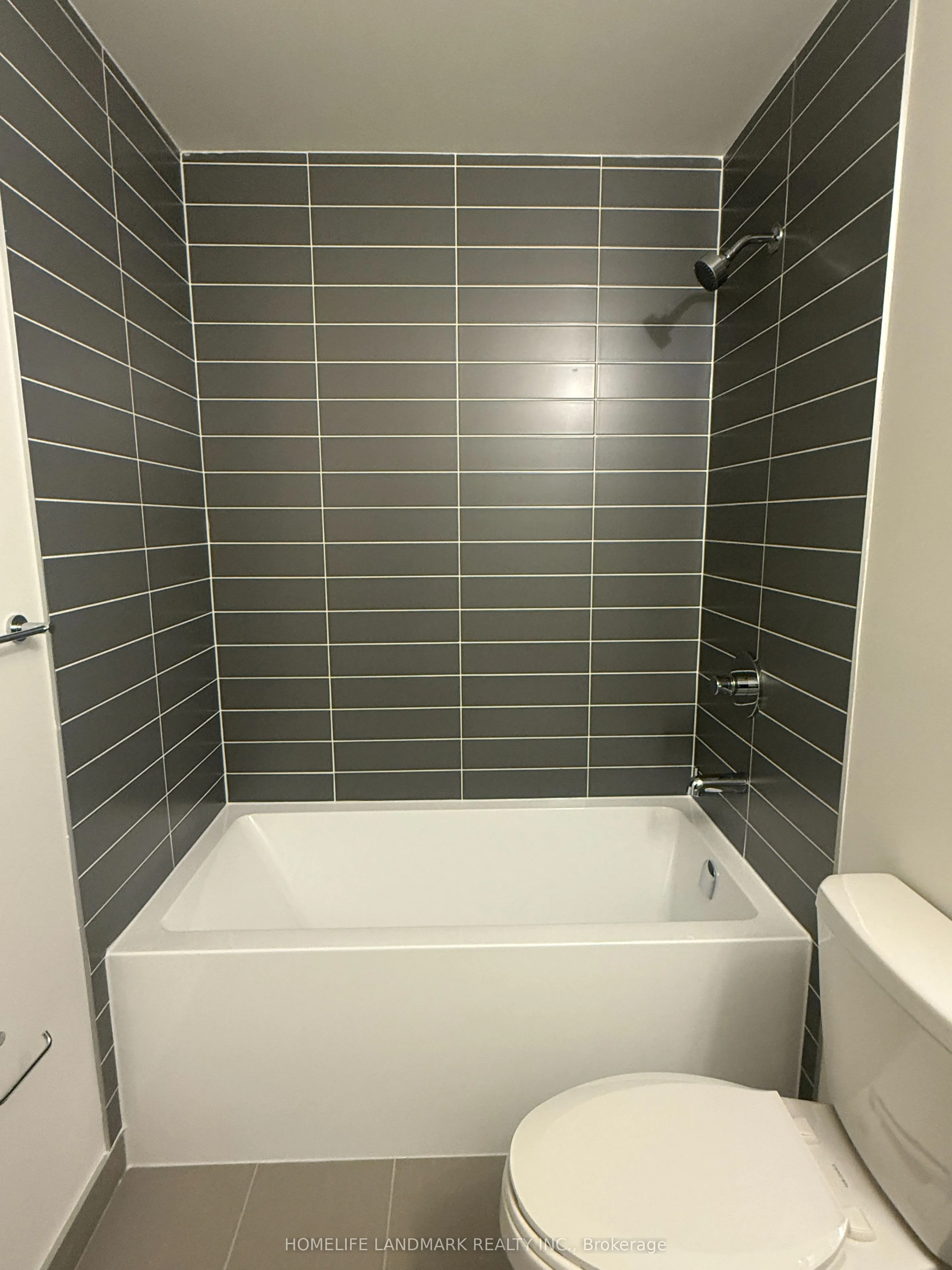 3079 Trafalgar Road, #1906
