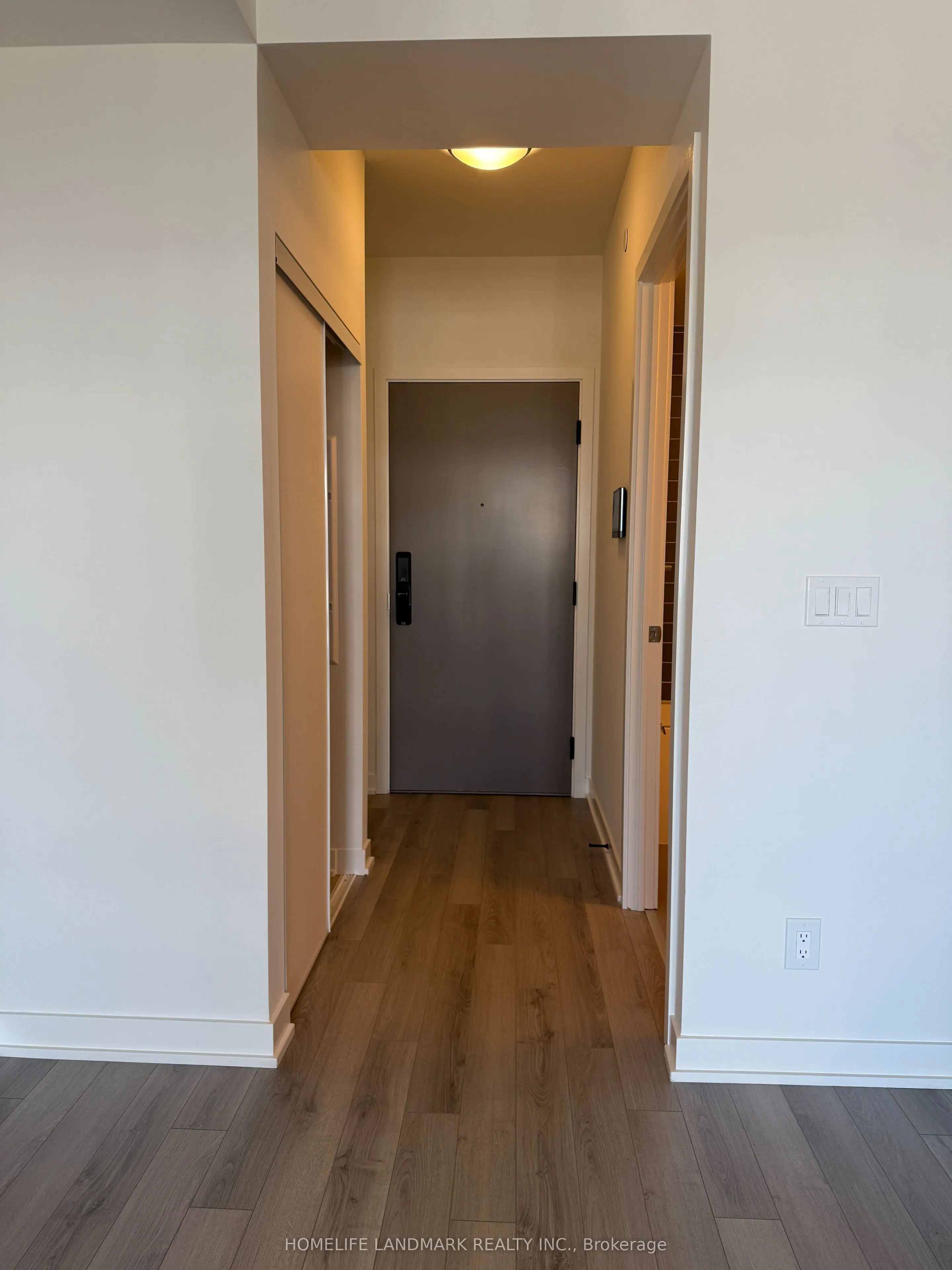 3079 Trafalgar Road, #1906