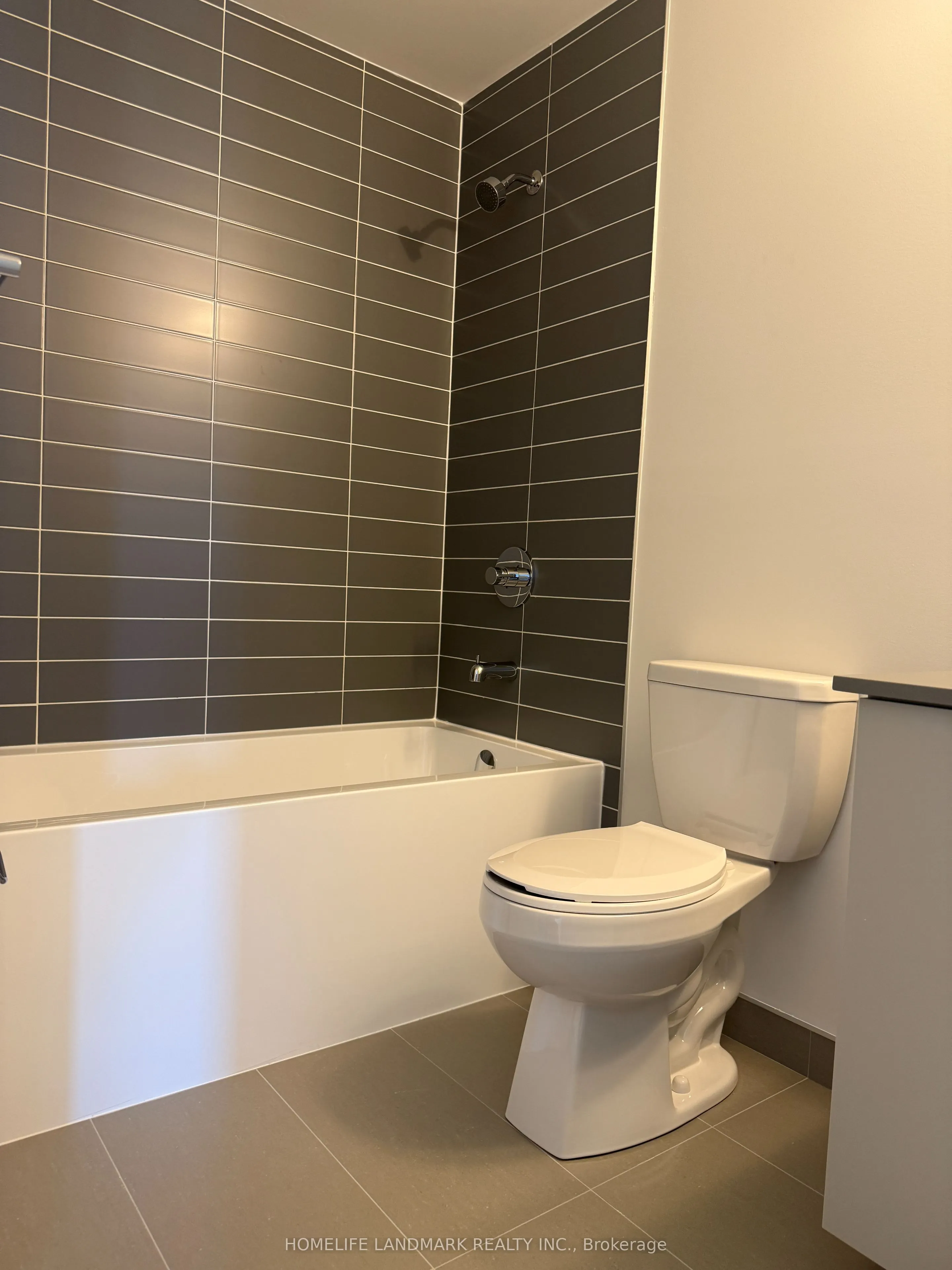 3079 Trafalgar Road, #1906