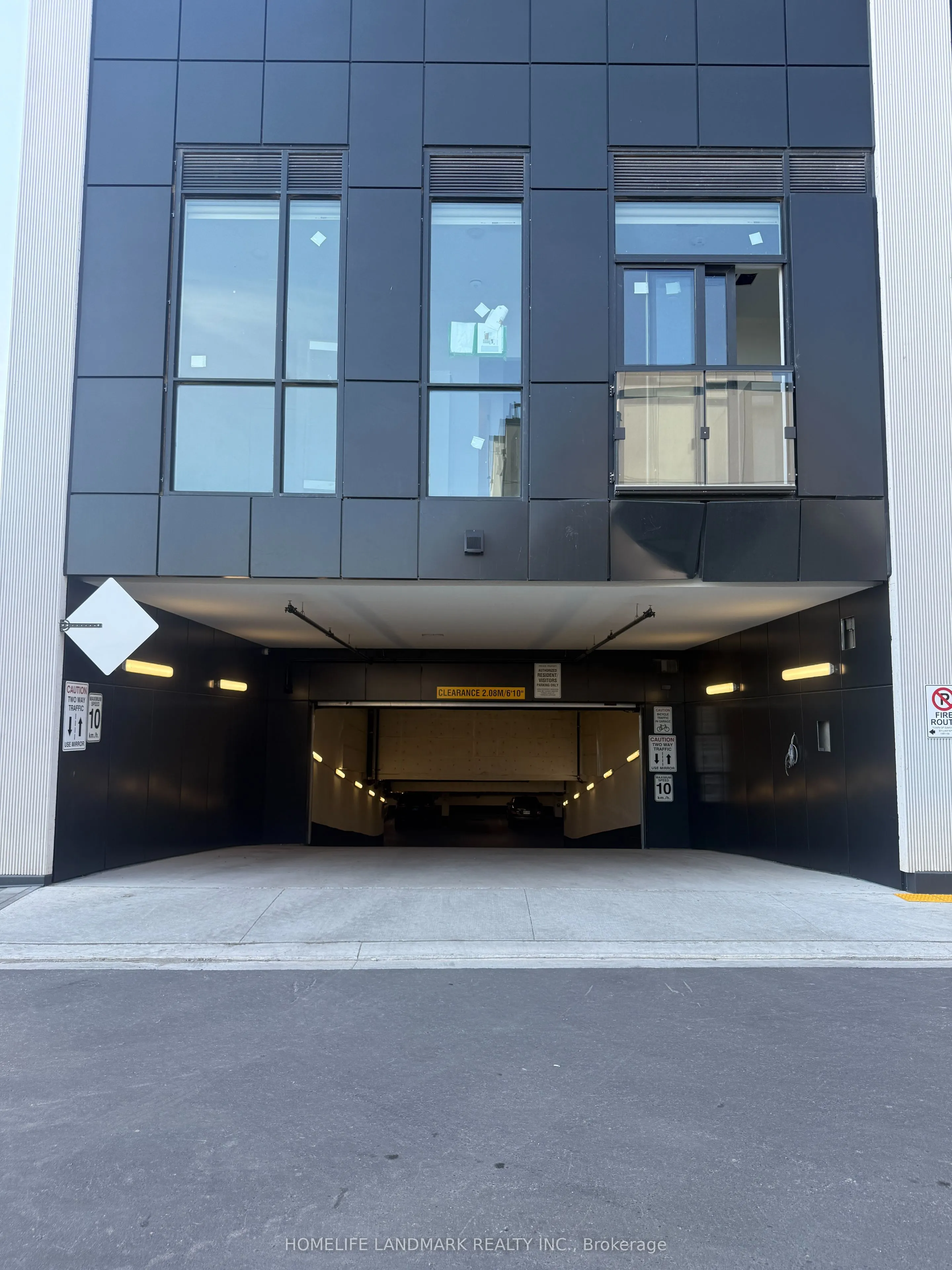3079 Trafalgar Road, #1906