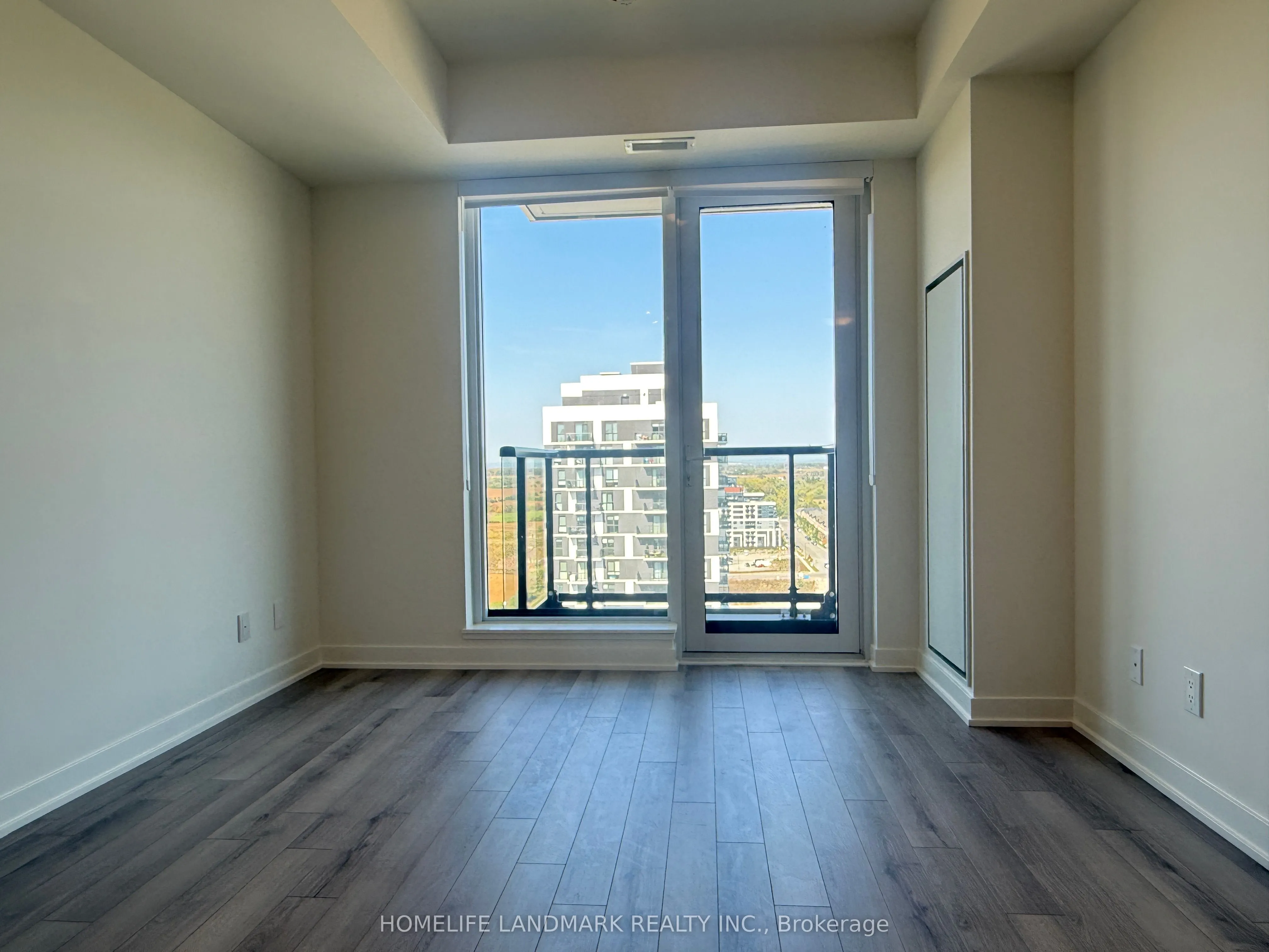 3079 Trafalgar Road, #1906