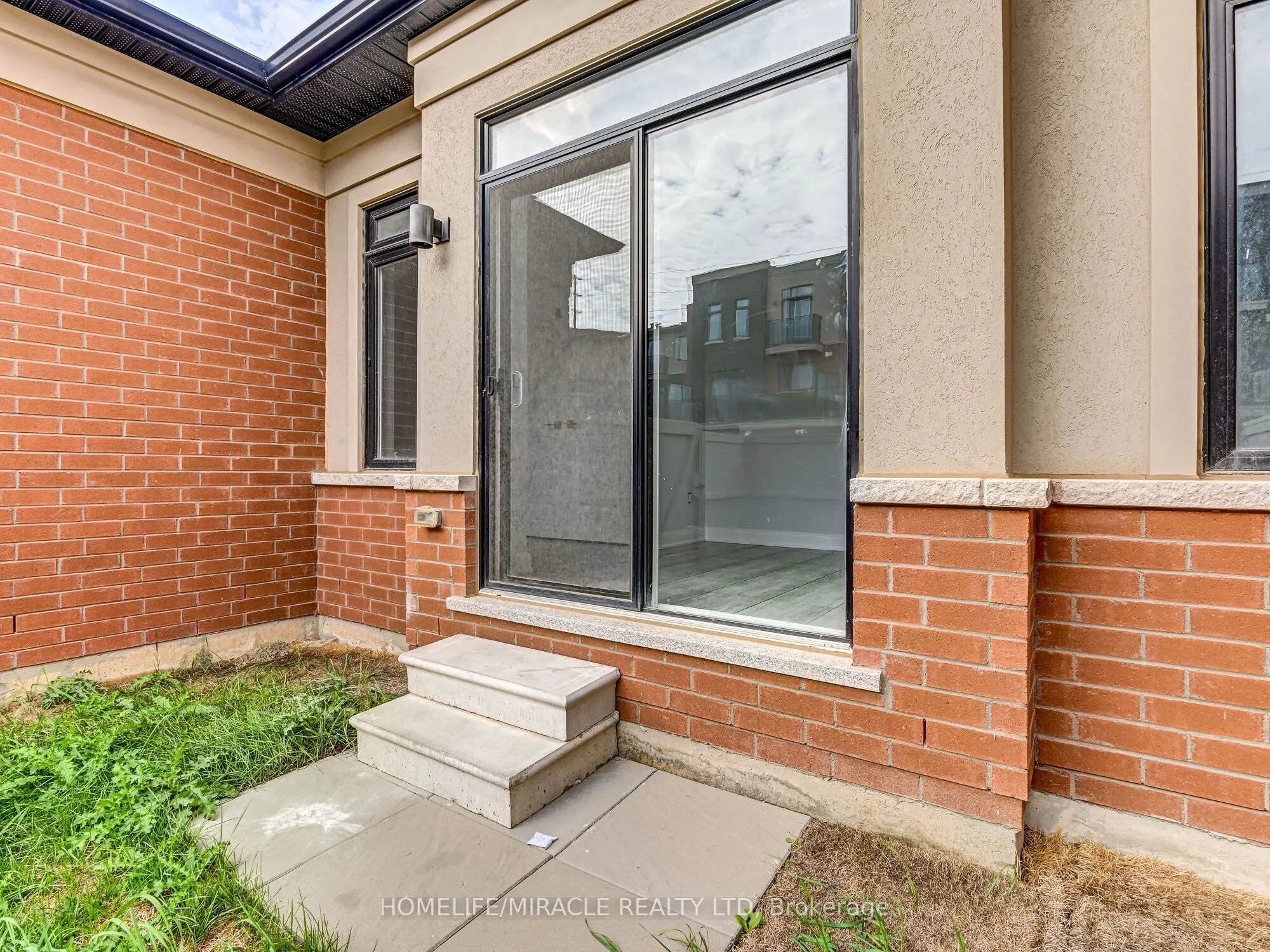 66 Pearman Crescent
