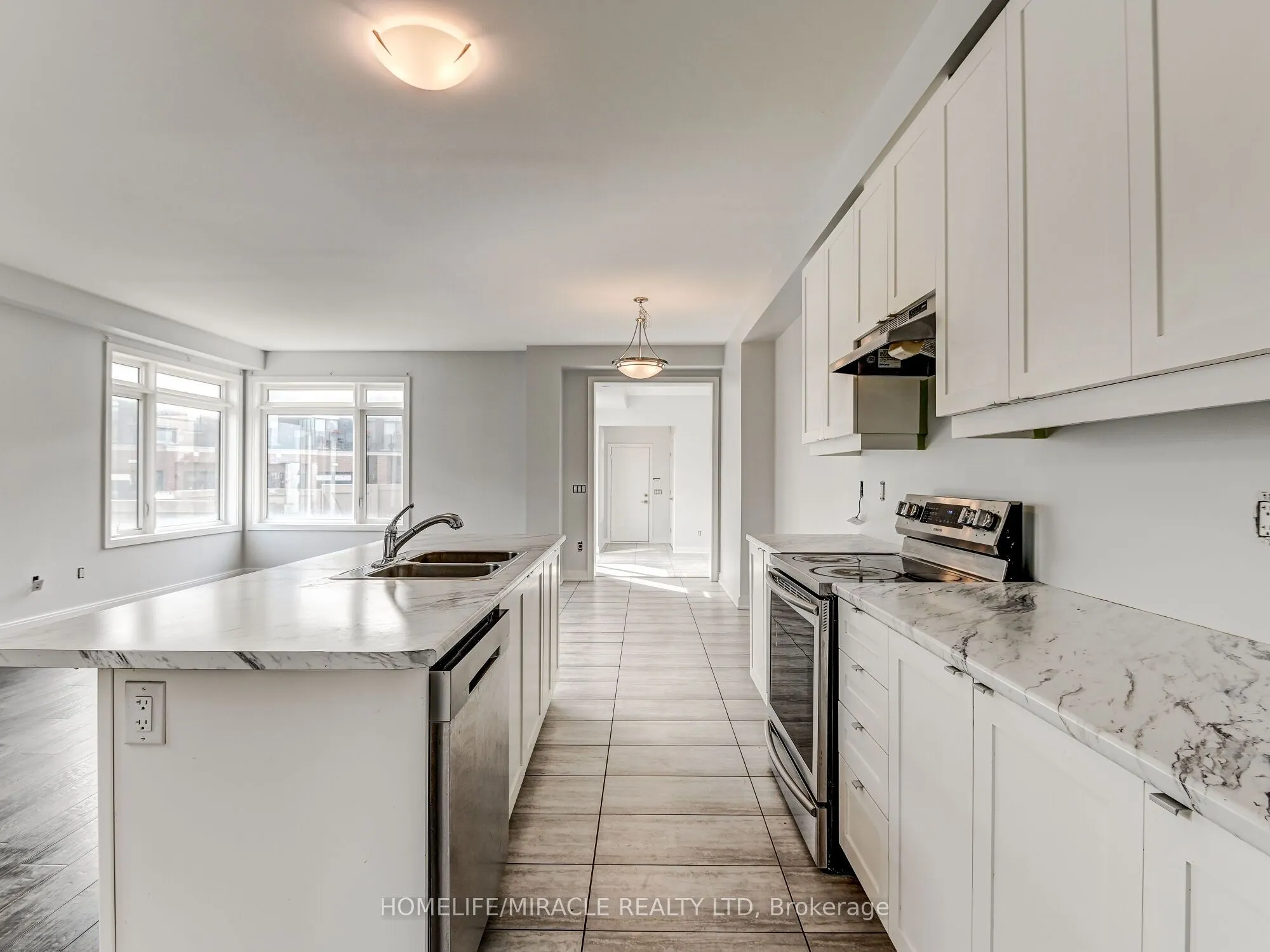 66 Pearman Crescent