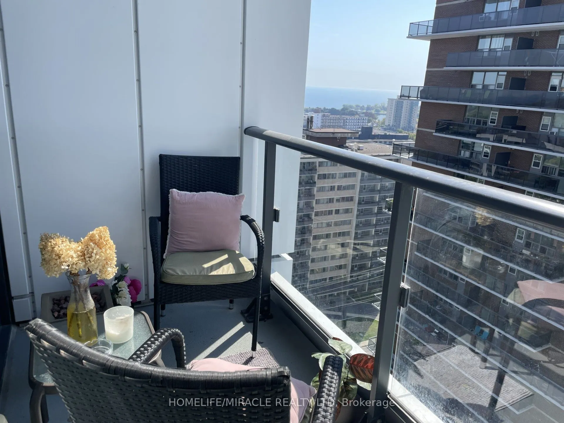 28 Ann Street, #1411
