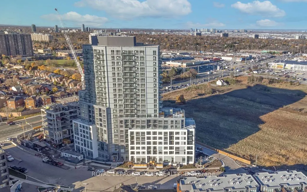 225 Malta Avenue, #807