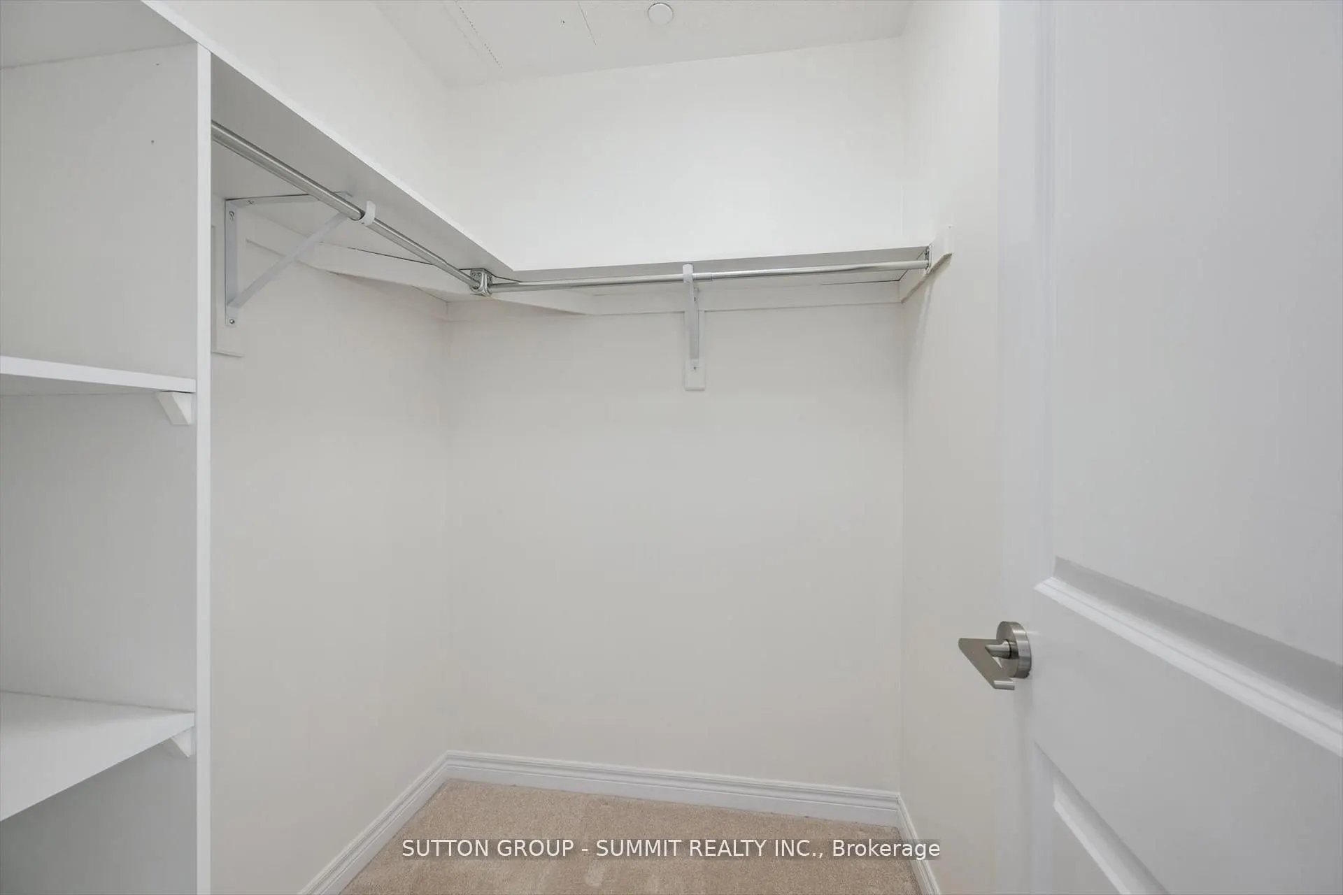 216 Oak Park Boulevard, #433