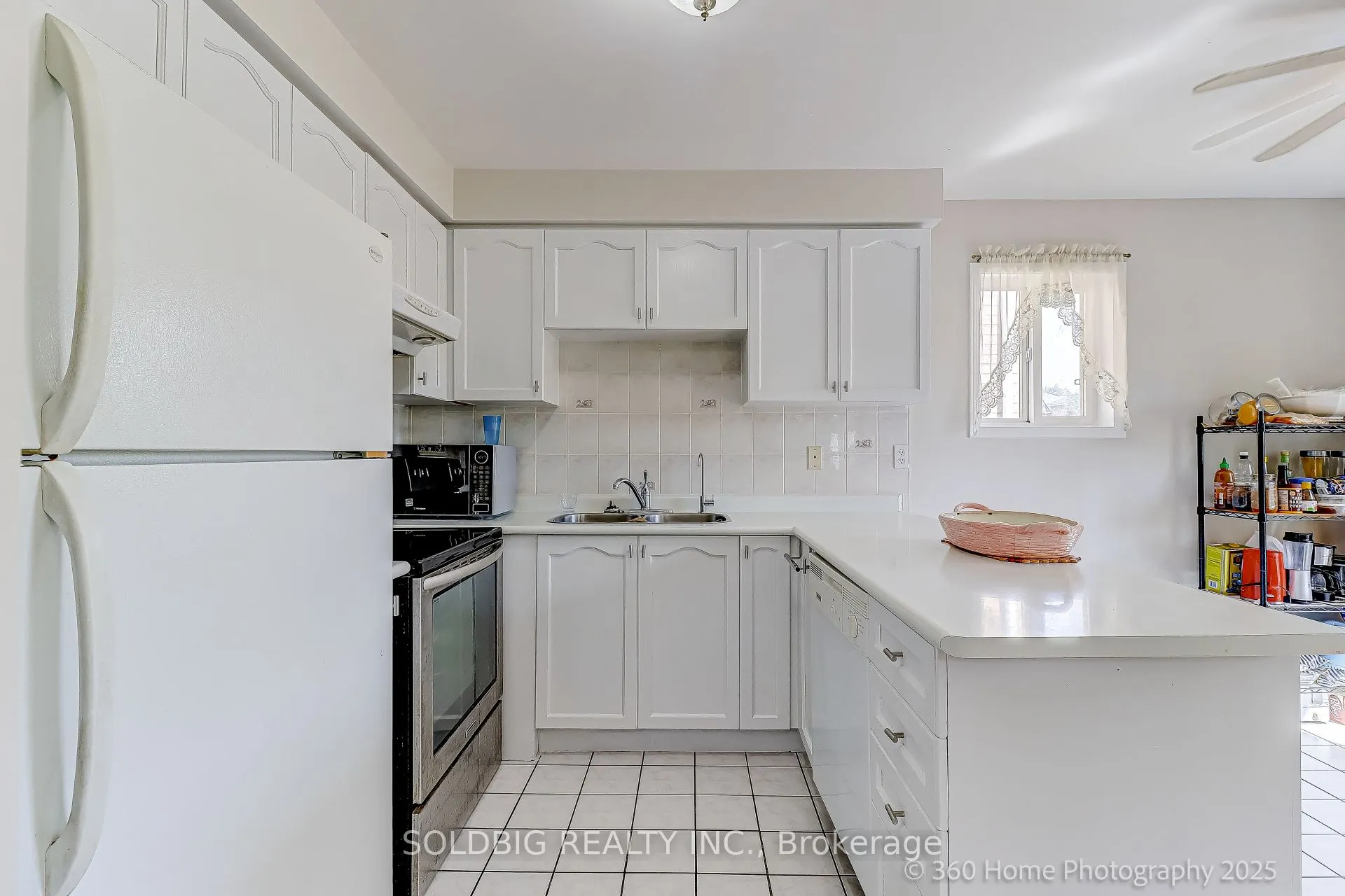 25 Trailridge Drive
