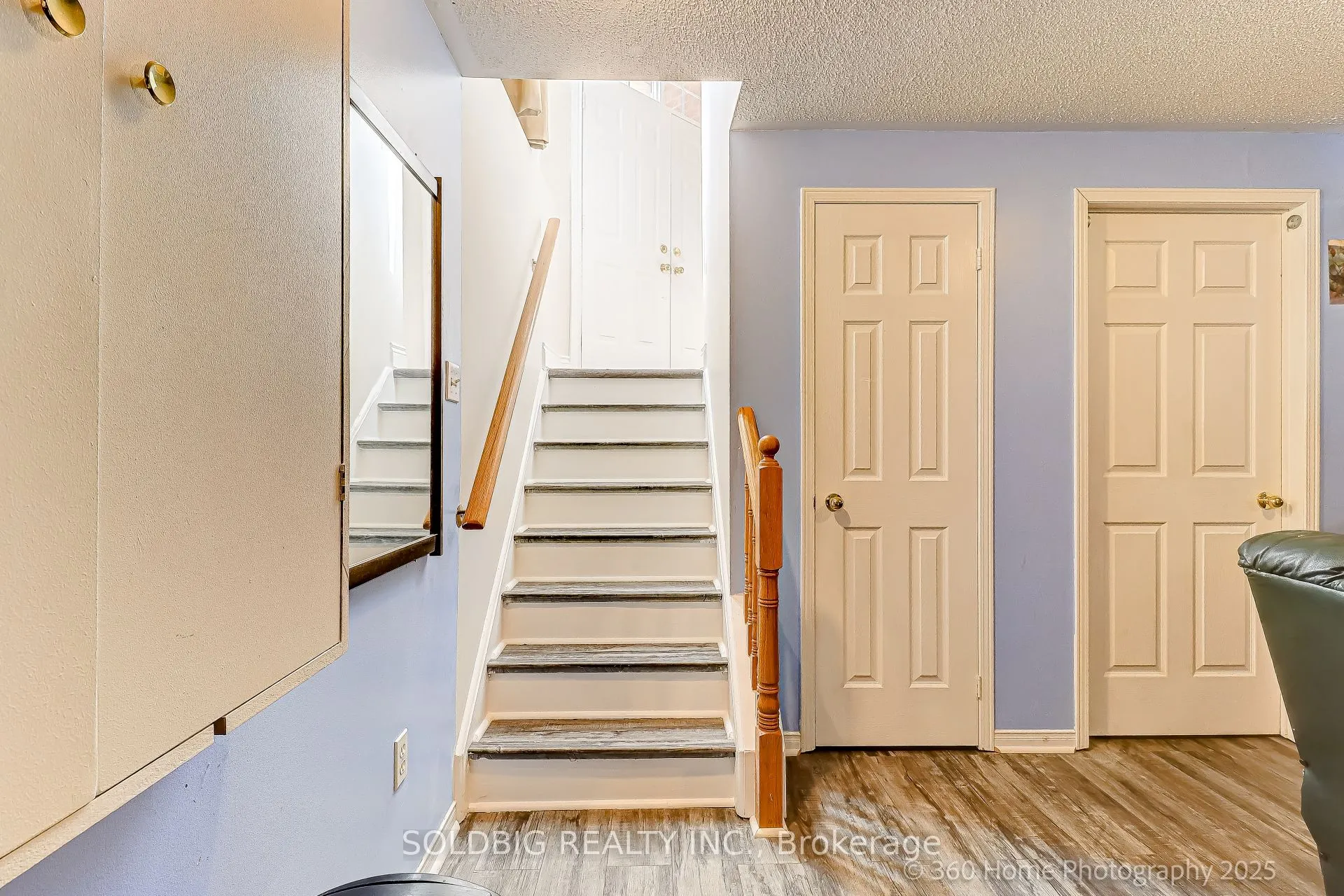 25 Trailridge Drive