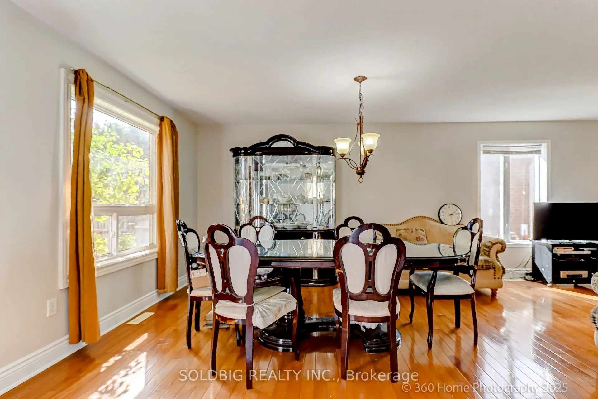 25 Trailridge Drive