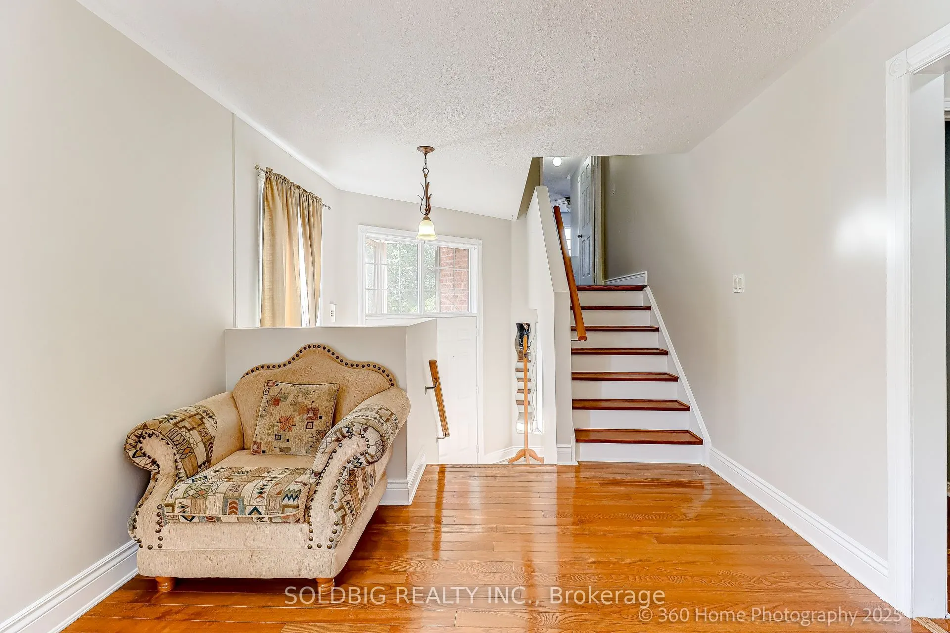 25 Trailridge Drive