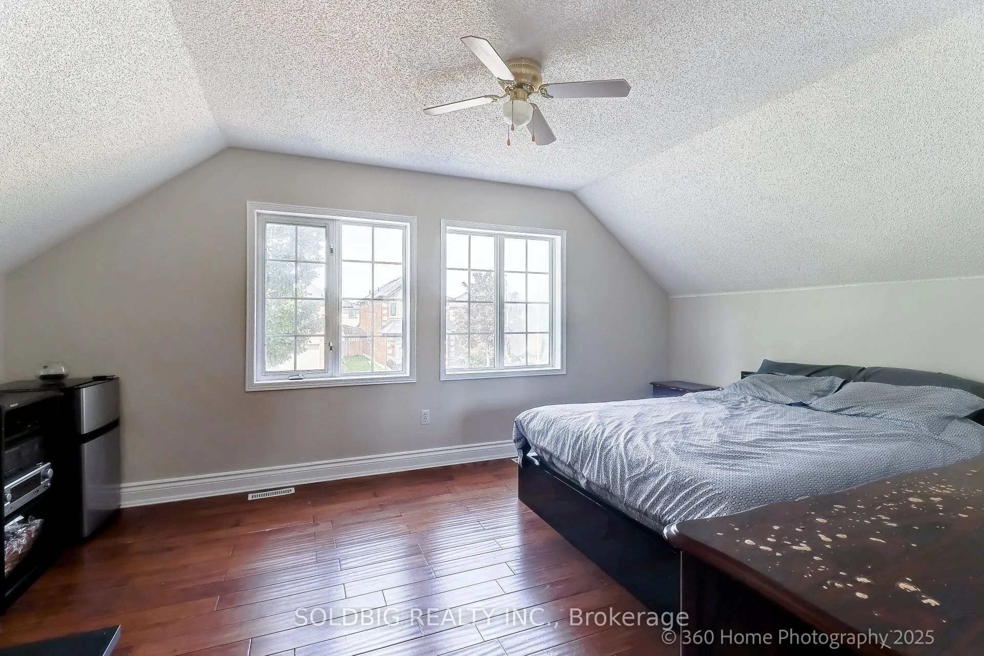 25 Trailridge Drive