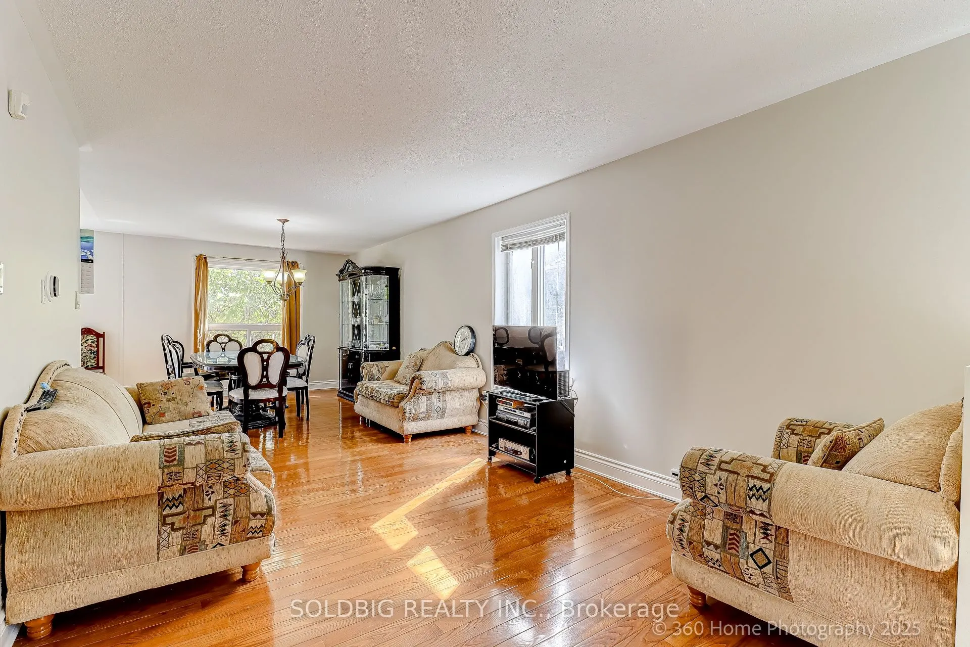 25 Trailridge Drive