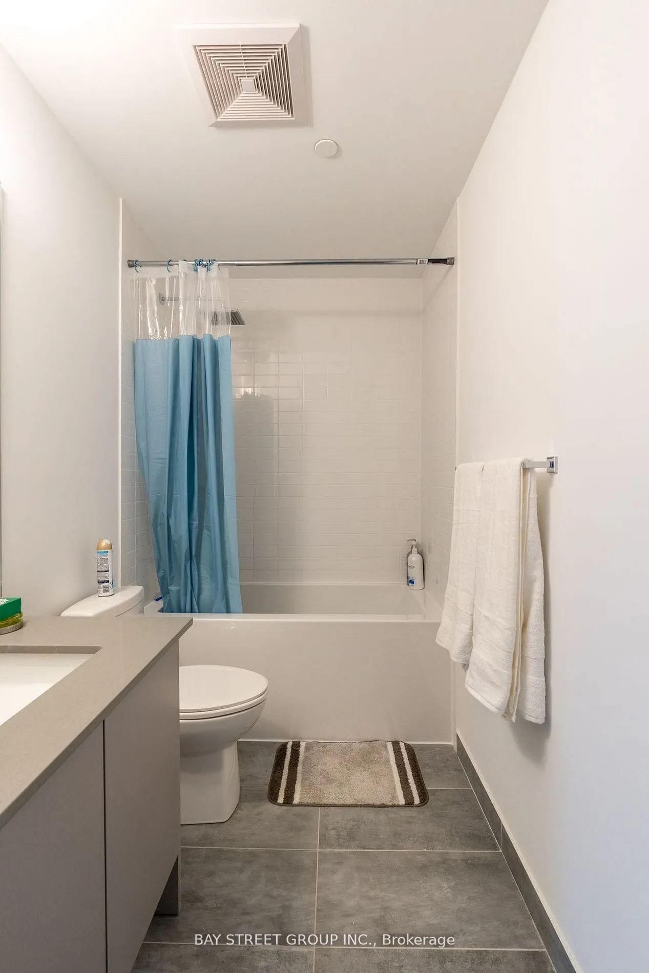 2485 Taunton Road W, #620